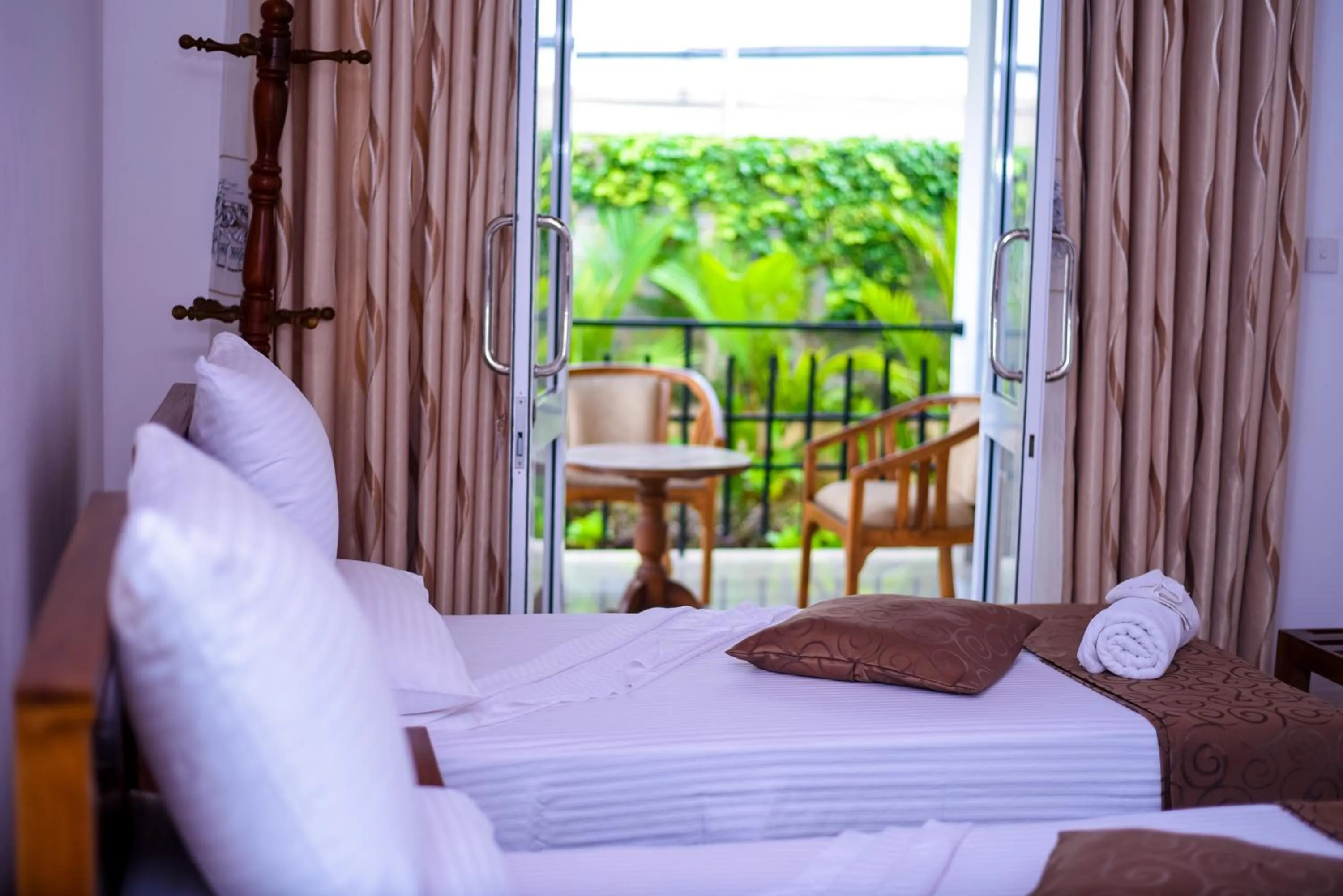 Photo of the whole room, Bed in Dazzling Villa