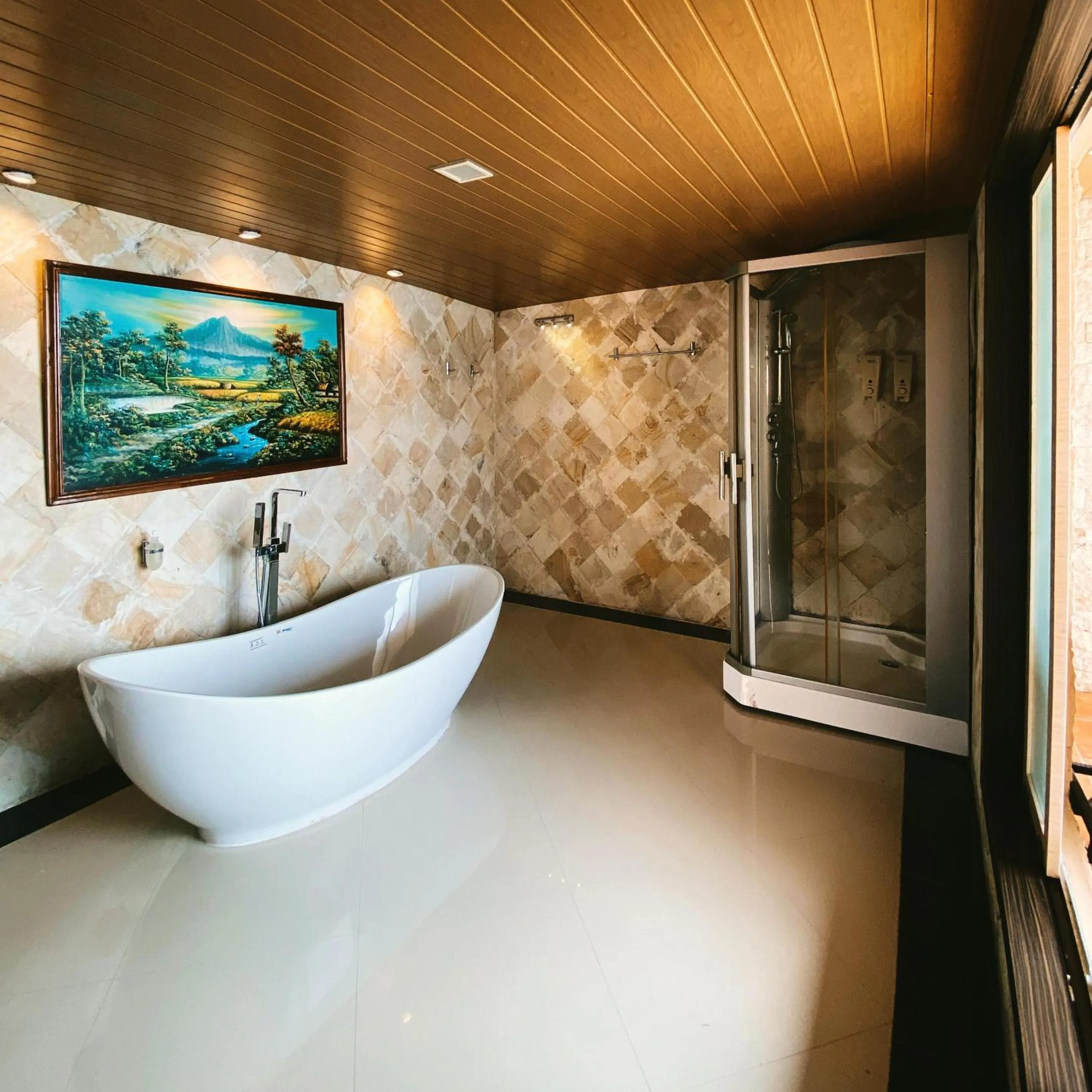 Bathroom in Sylvia Beach Villa