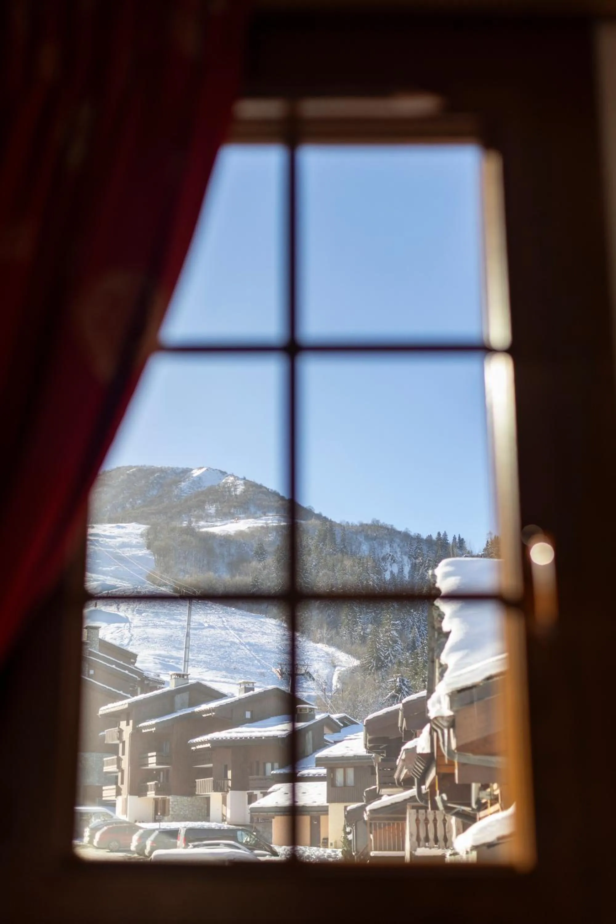 Mountain view in Hôtel du Bourg