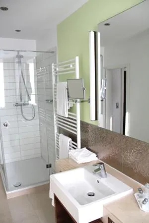 Bathroom in Hotel Winter