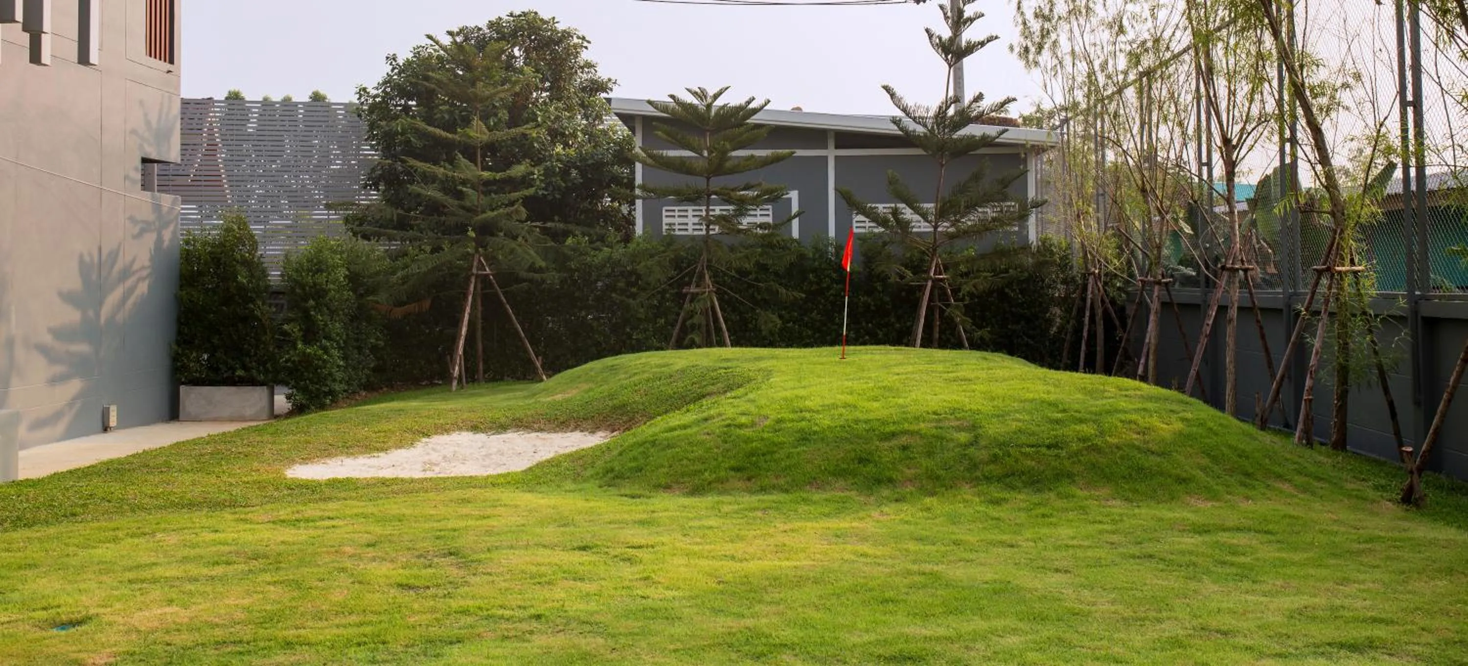 Golfcourse in The Canal 304 Hotel and Residence