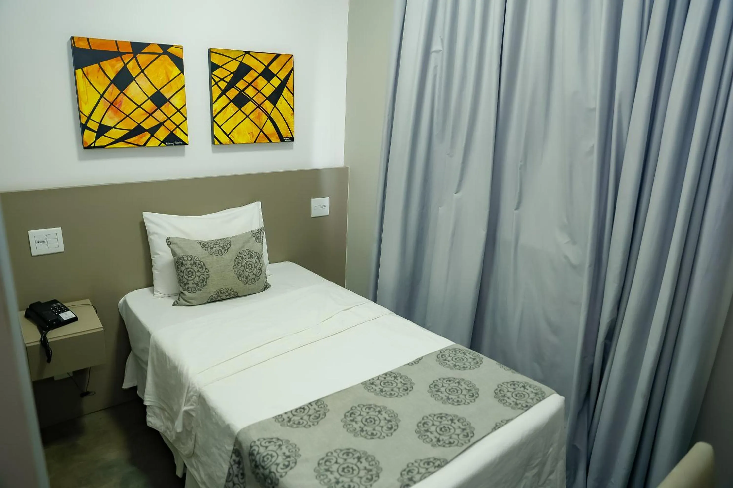 Bed in Verona Tower Hotel