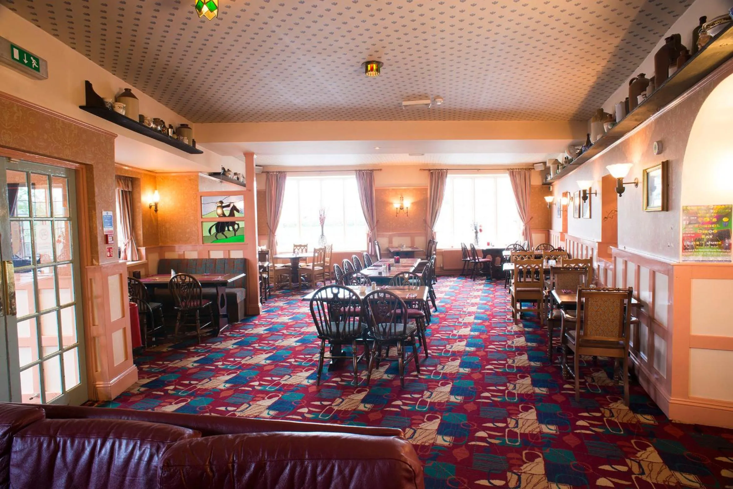 Restaurant/places to eat in The Highwayman Inn