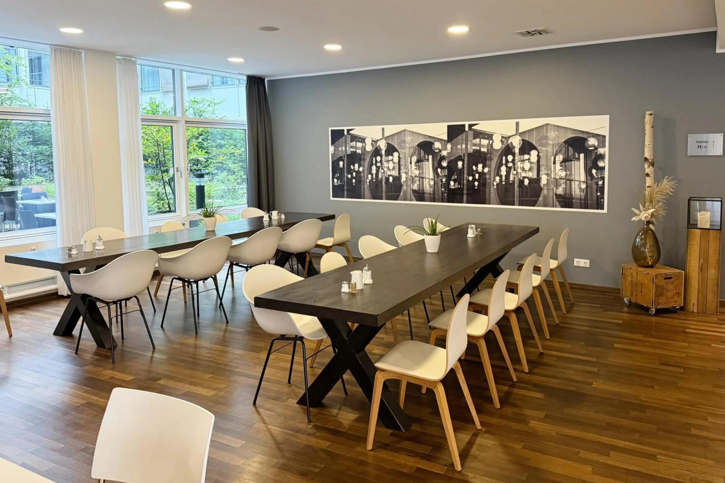 Breakfast in Garner Hotel Berlin - Gendarmenmarkt by IHG