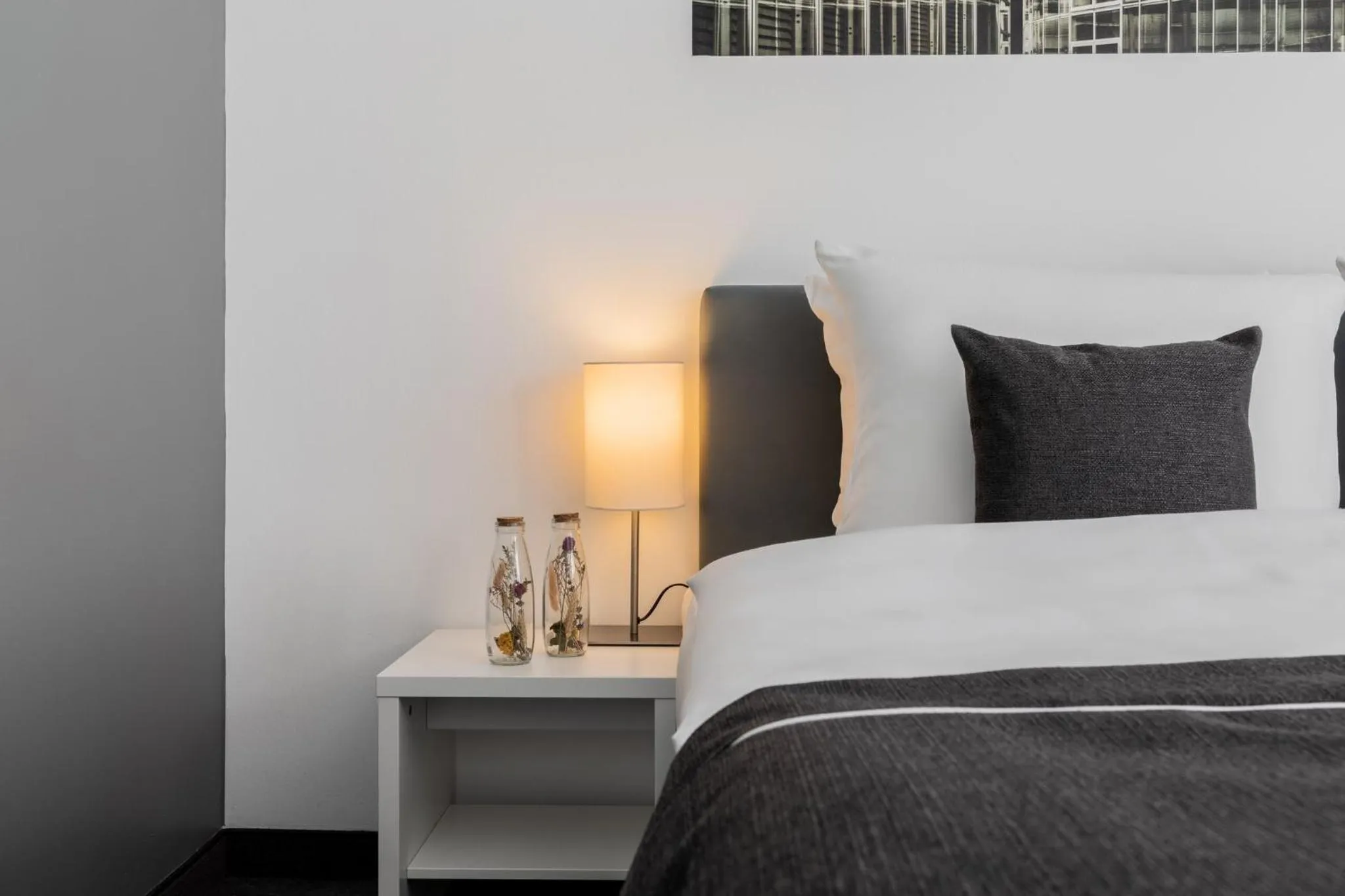 Photo of the whole room, Bed in Garner Hotel Berlin - Gendarmenmarkt by IHG