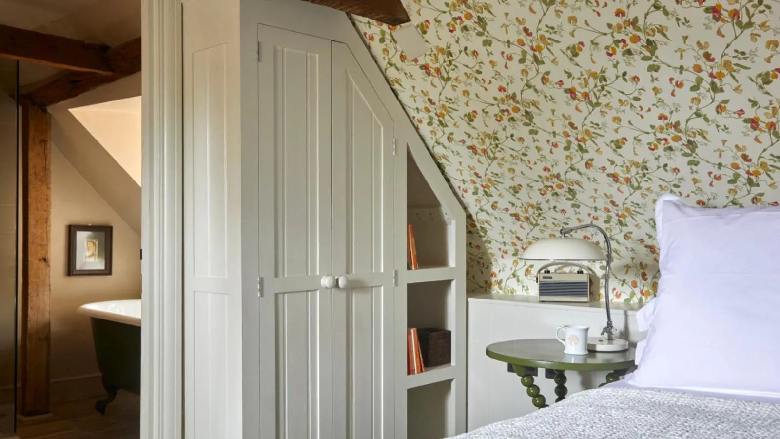 Bed in The George In Rye