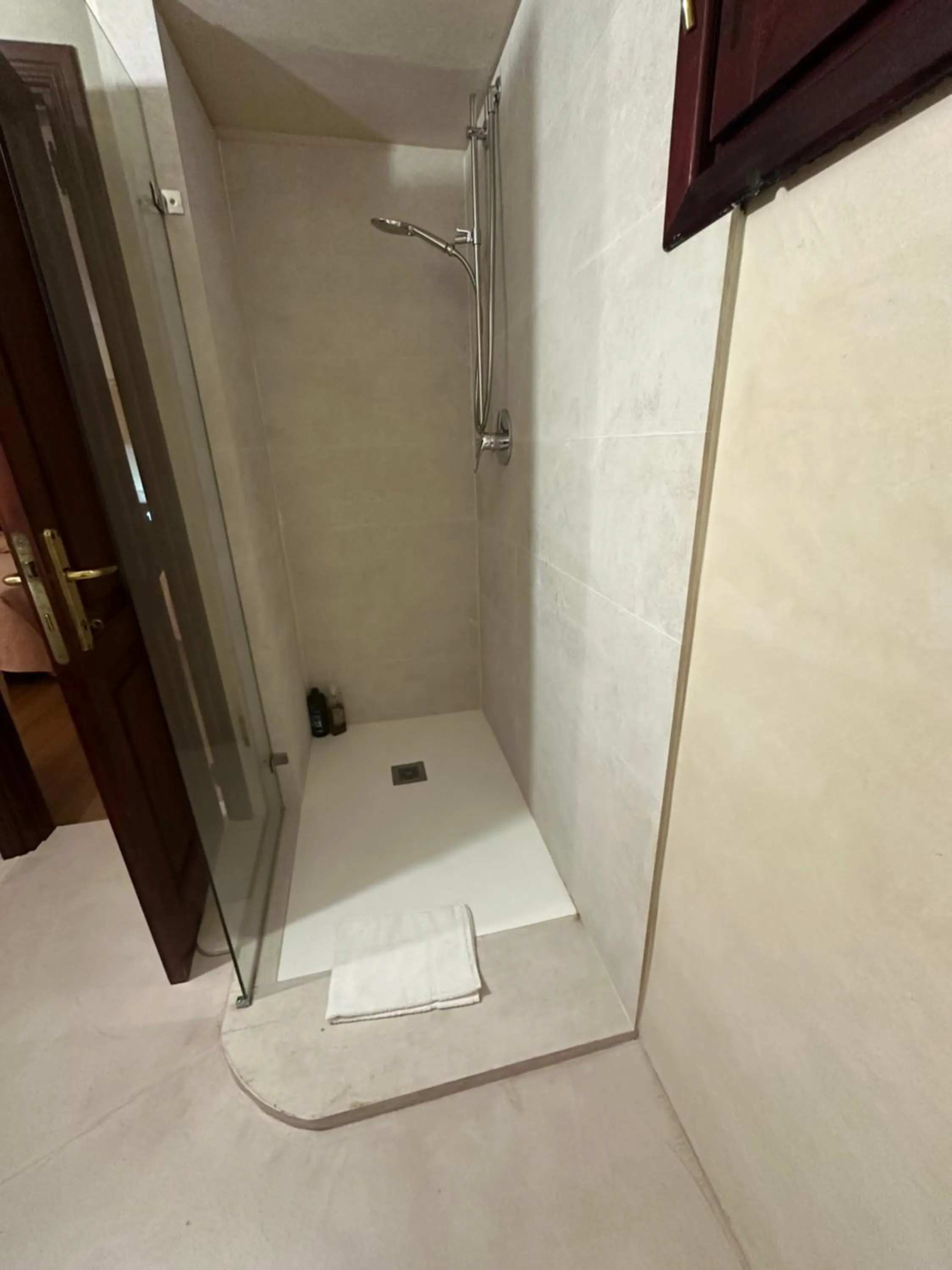 Hotel S'Ortale Possibilità di Parcheggio interno e Ristorante all'aperto