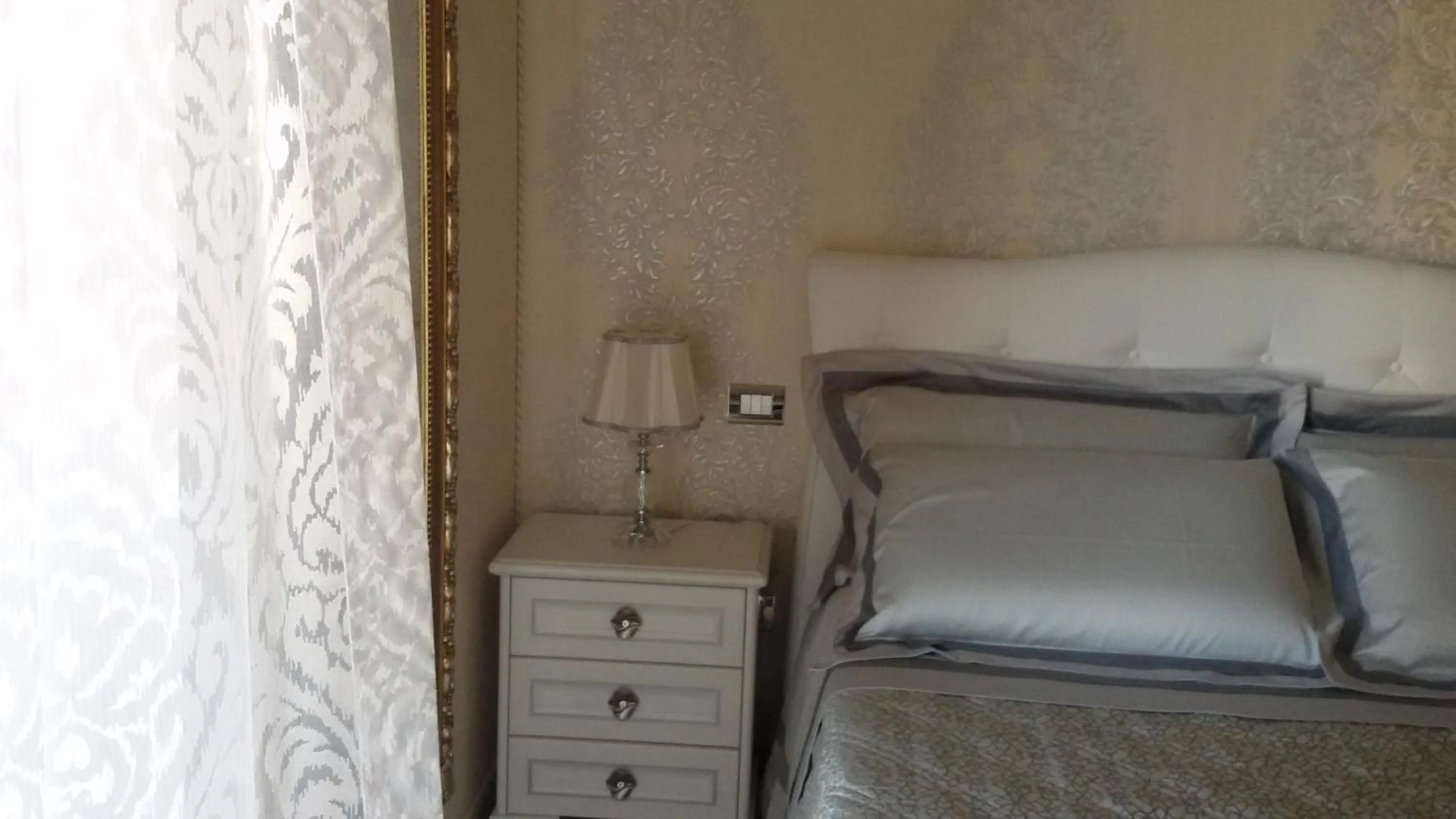 Other, Bed in Daphnae House