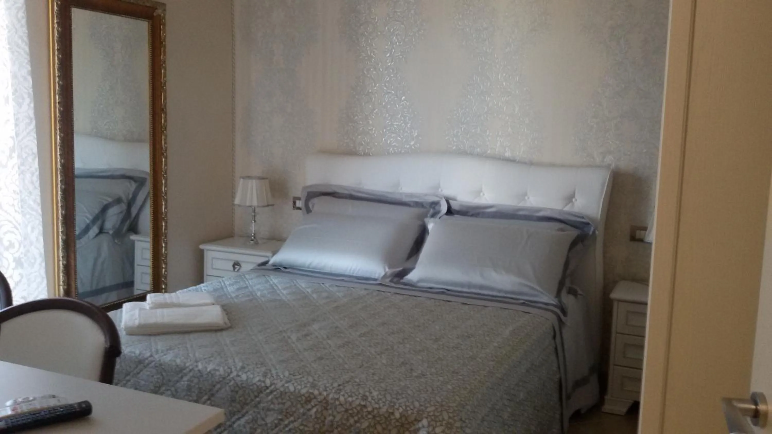 Other, Bed in Daphnae House