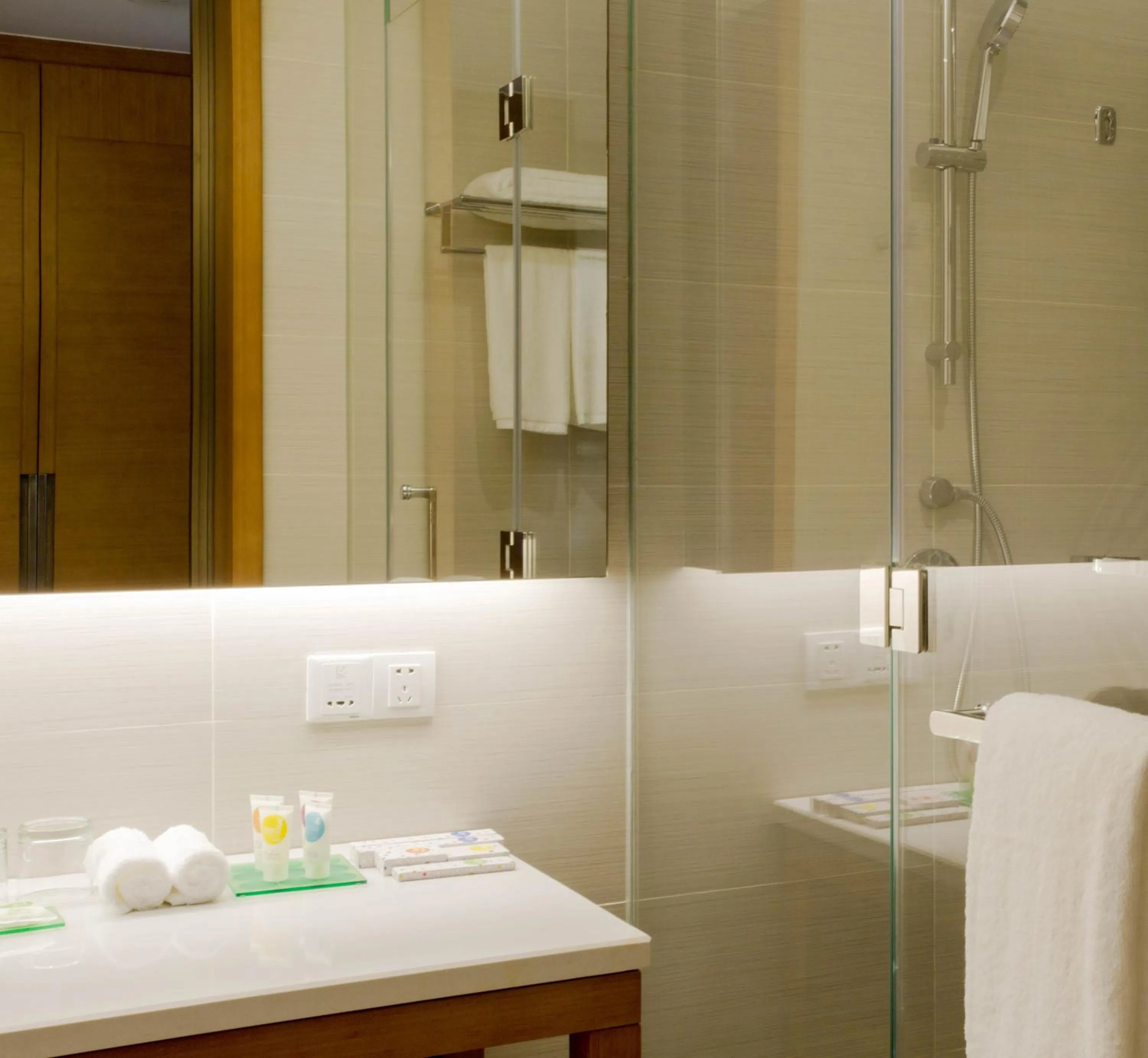 Bathroom in Hyatt Place Foshan Lishui