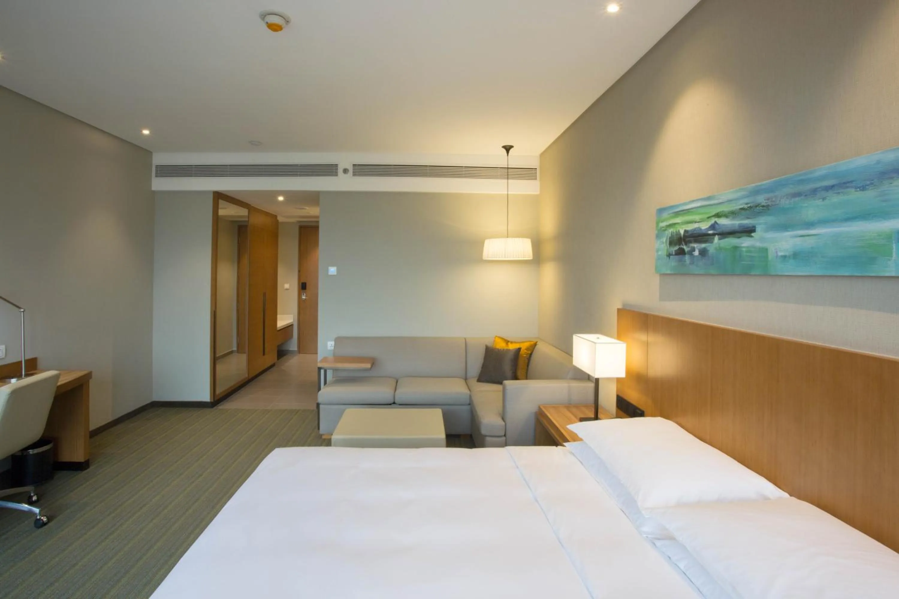 Bedroom, Bed in Hyatt Place Foshan Lishui