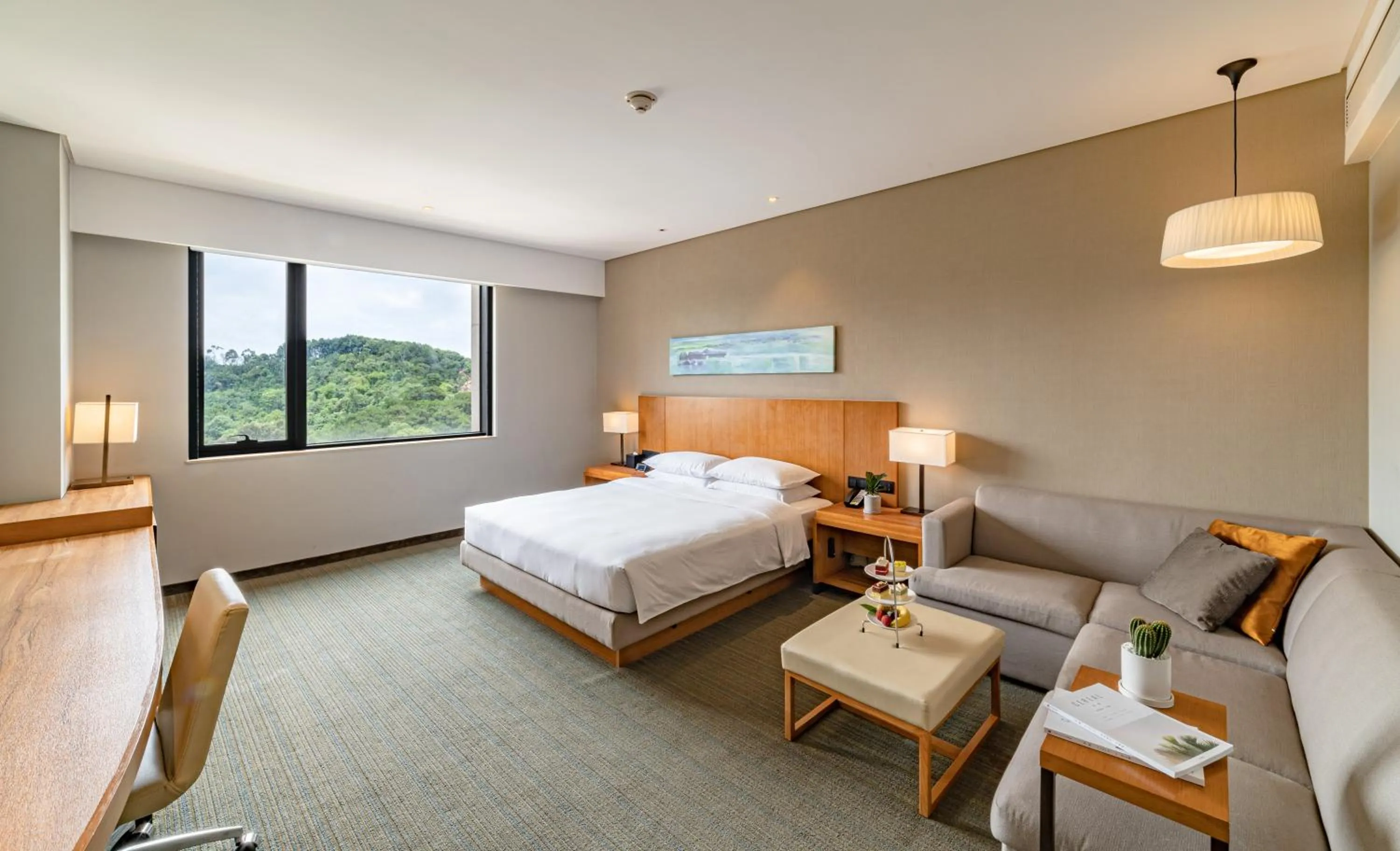 Photo of the whole room, Bed in Hyatt Place Foshan Lishui