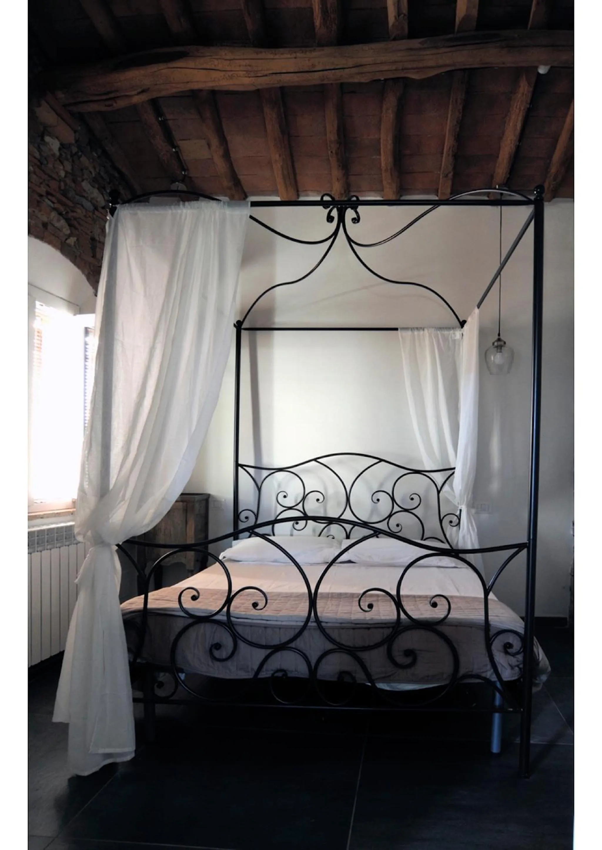 Double Room with Private External Bathroom - single occupancy in Casa Del Principe