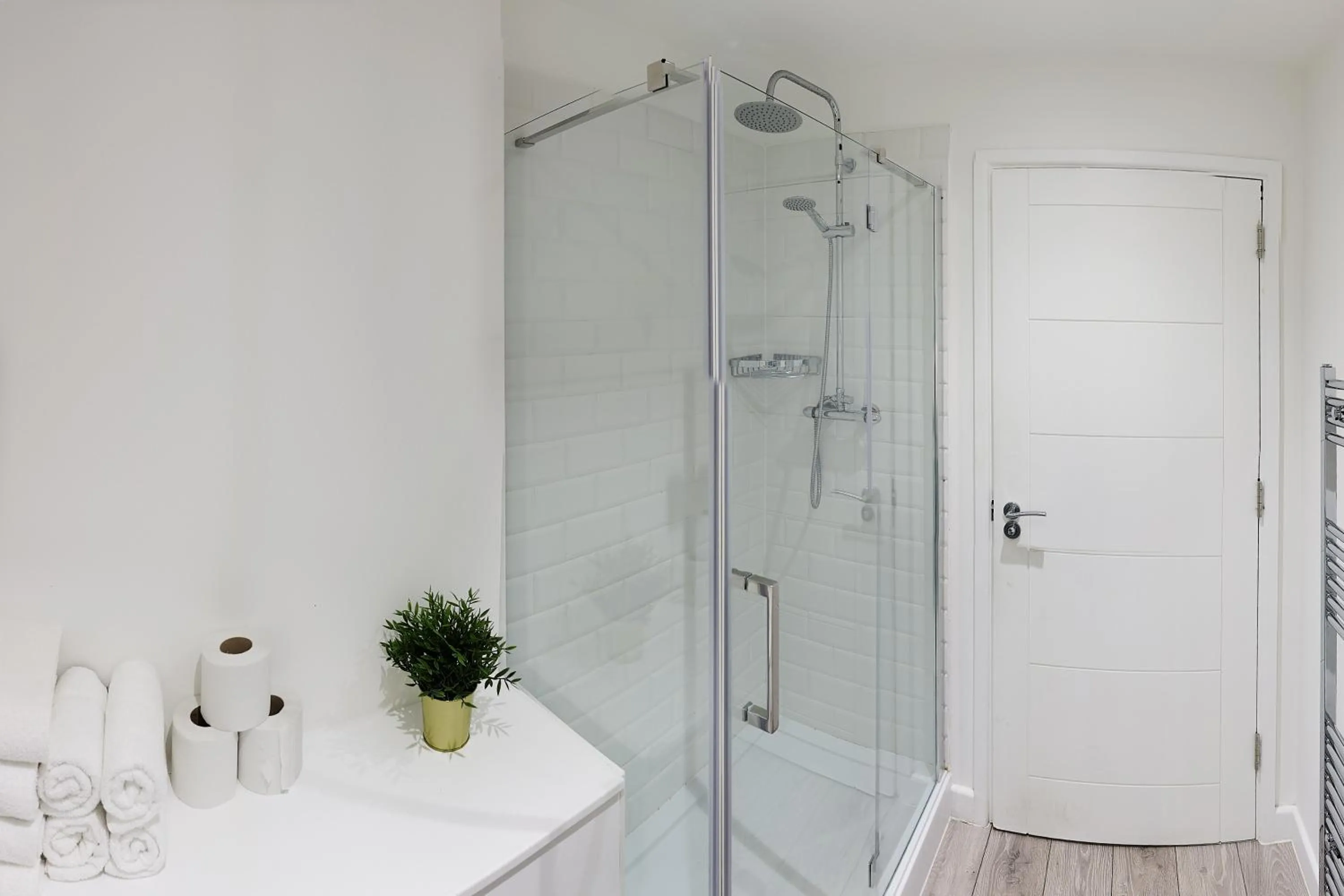 Bathroom in Hampton Suites Serviced Apartments