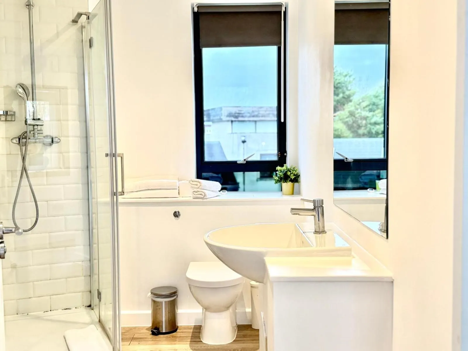 Hampton Suites Serviced Apartments