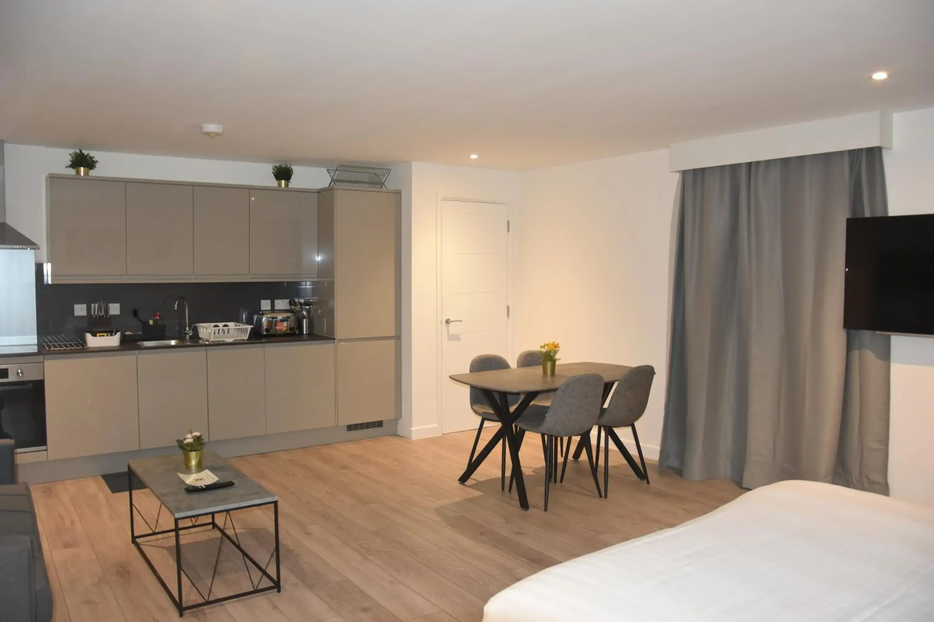 Superior Studio in Hampton Suites Serviced Apartments Superior Studio in Hampton Suites Serviced Apartments