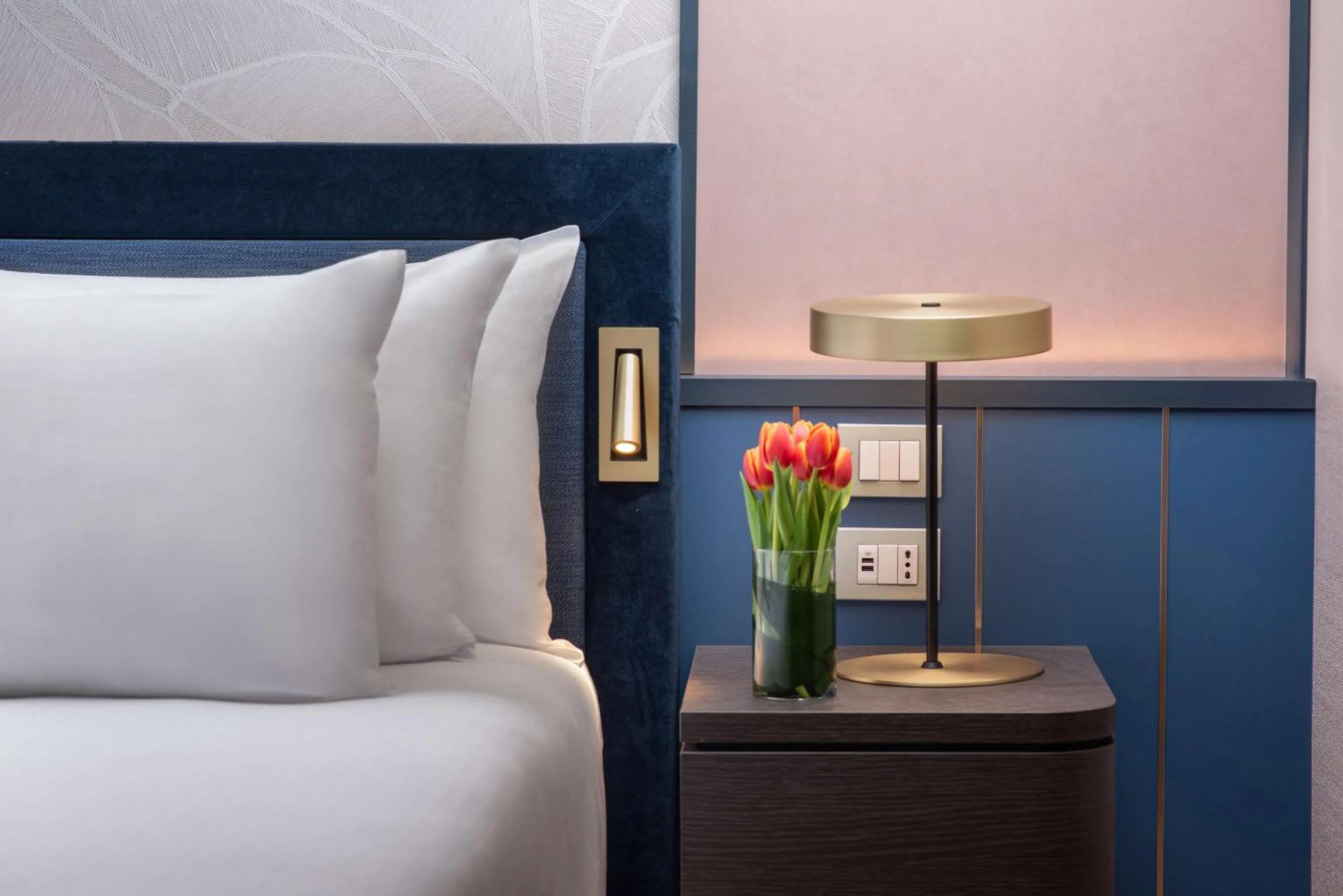 Bedroom, Bed in NH Collection Genova Marina