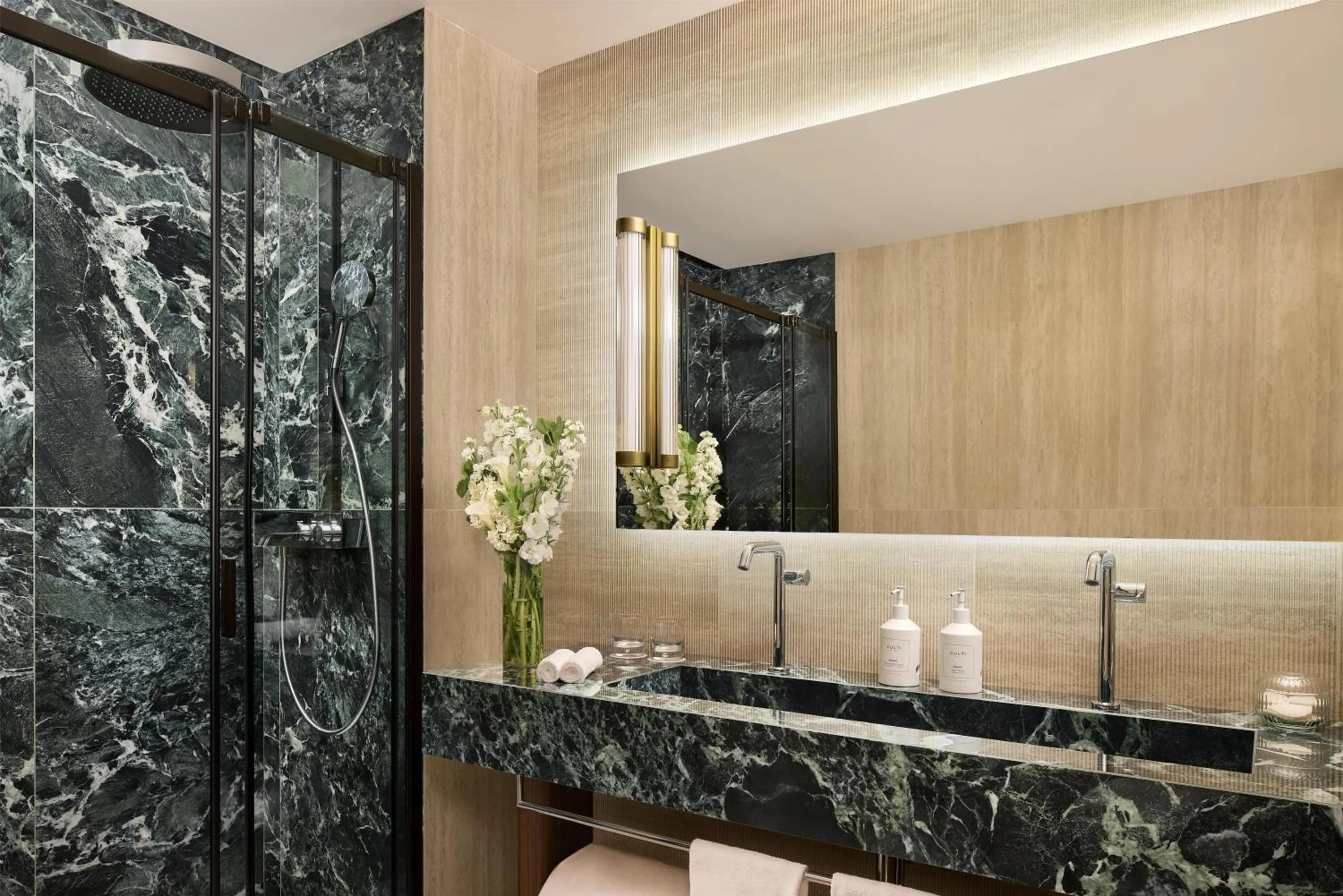 Bathroom in Tivoli President Milano Hotel