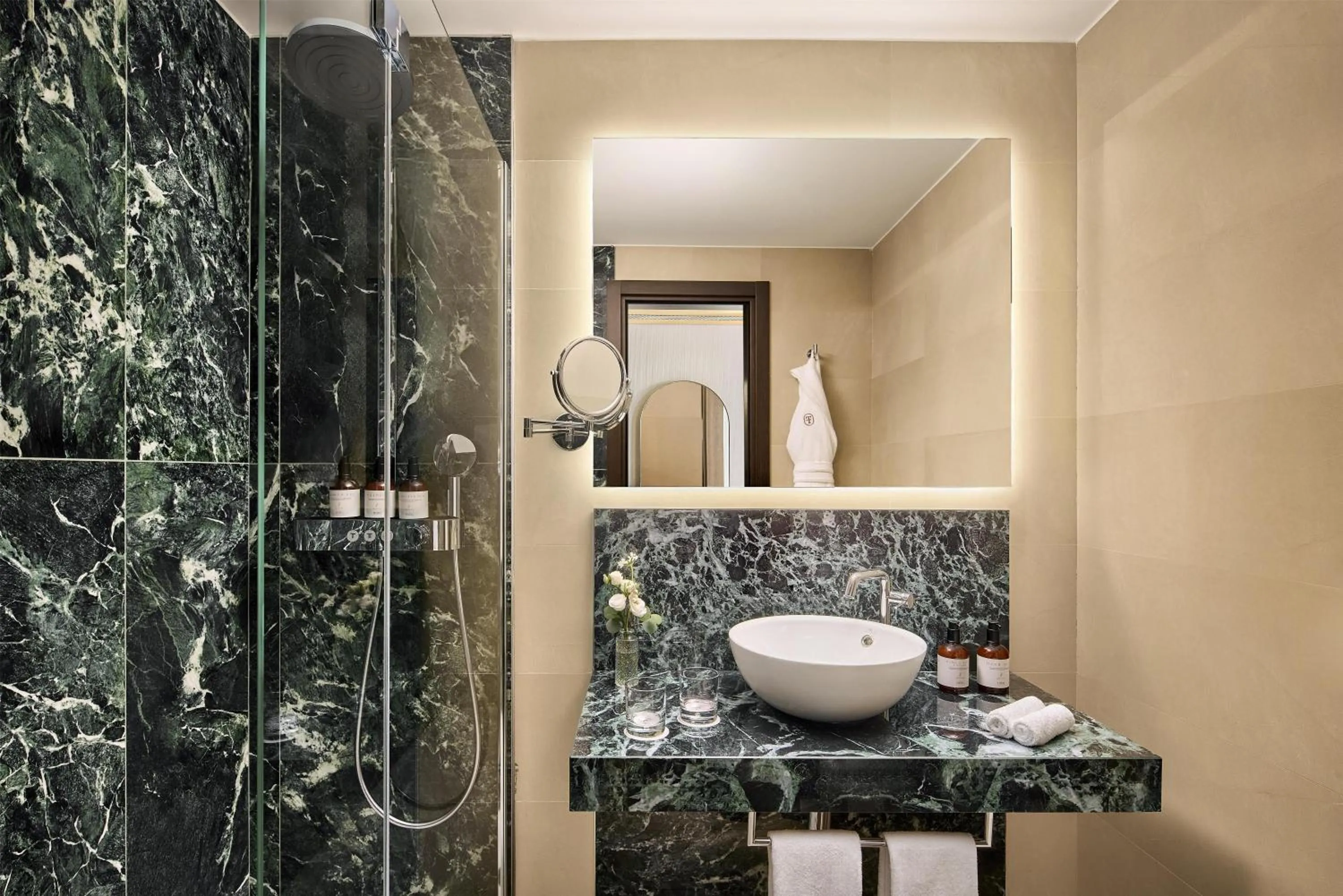 Bedroom in Tivoli President Milano Hotel