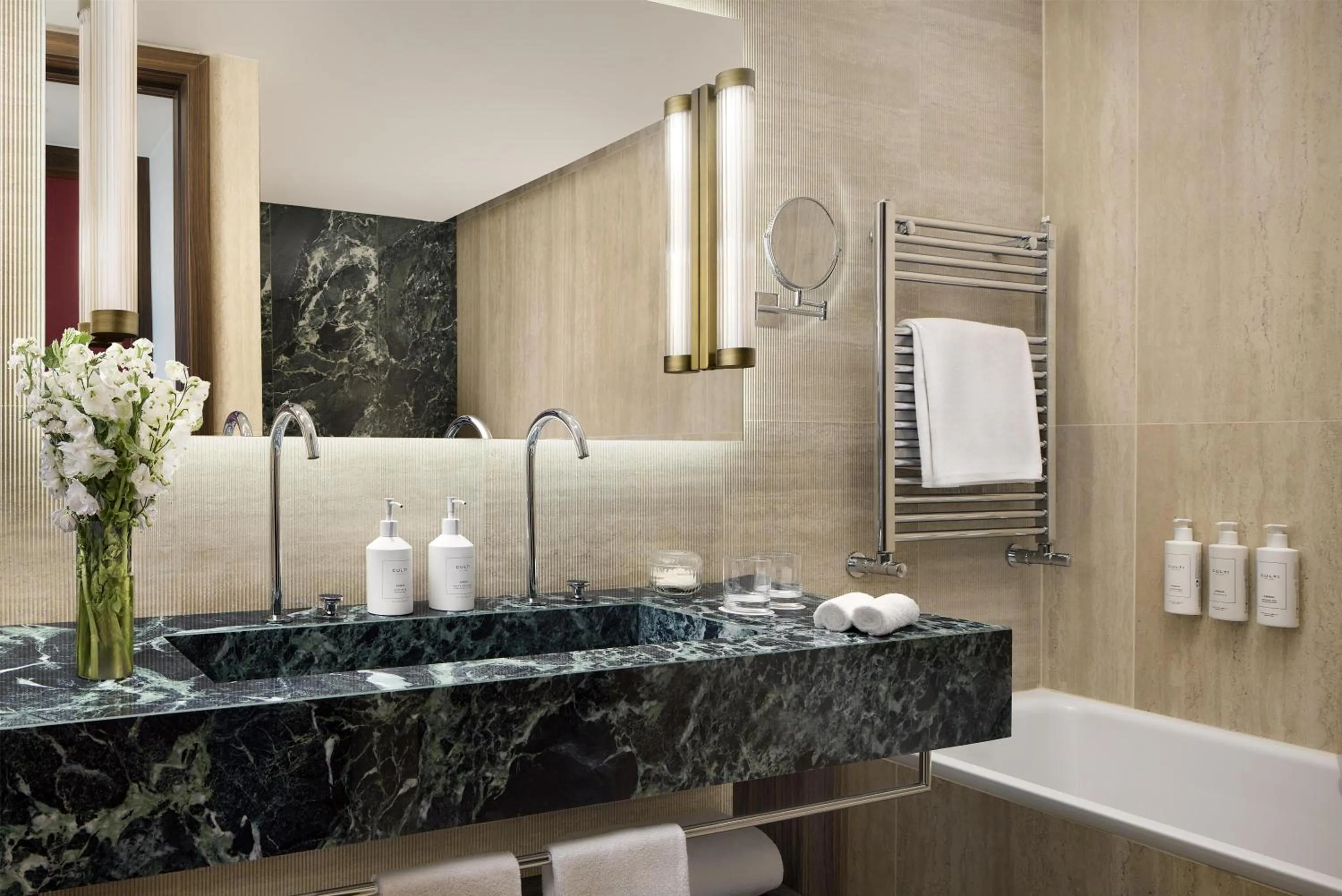 Bathroom in Tivoli President Milano Hotel