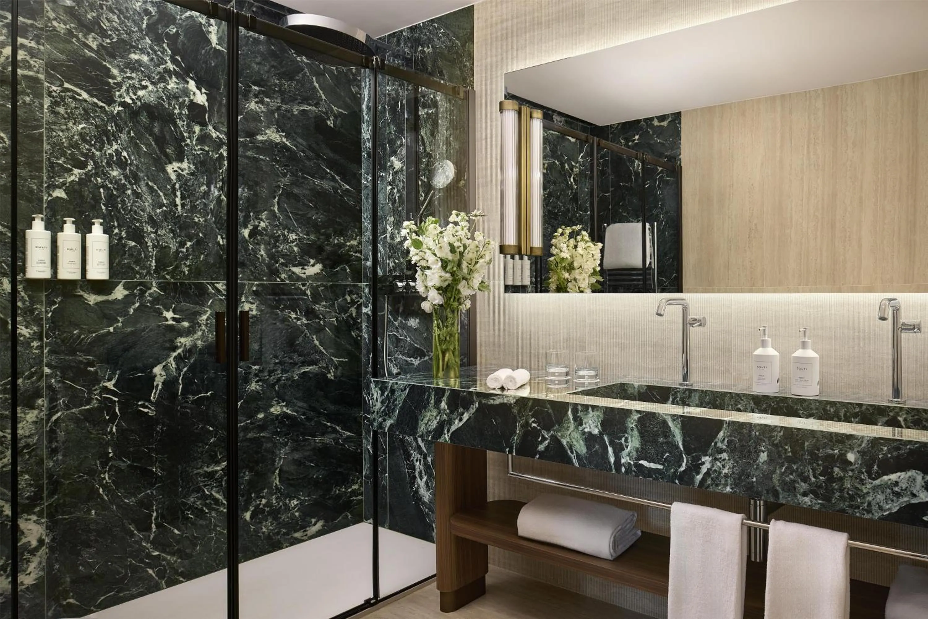 Bathroom in Tivoli President Milano Hotel