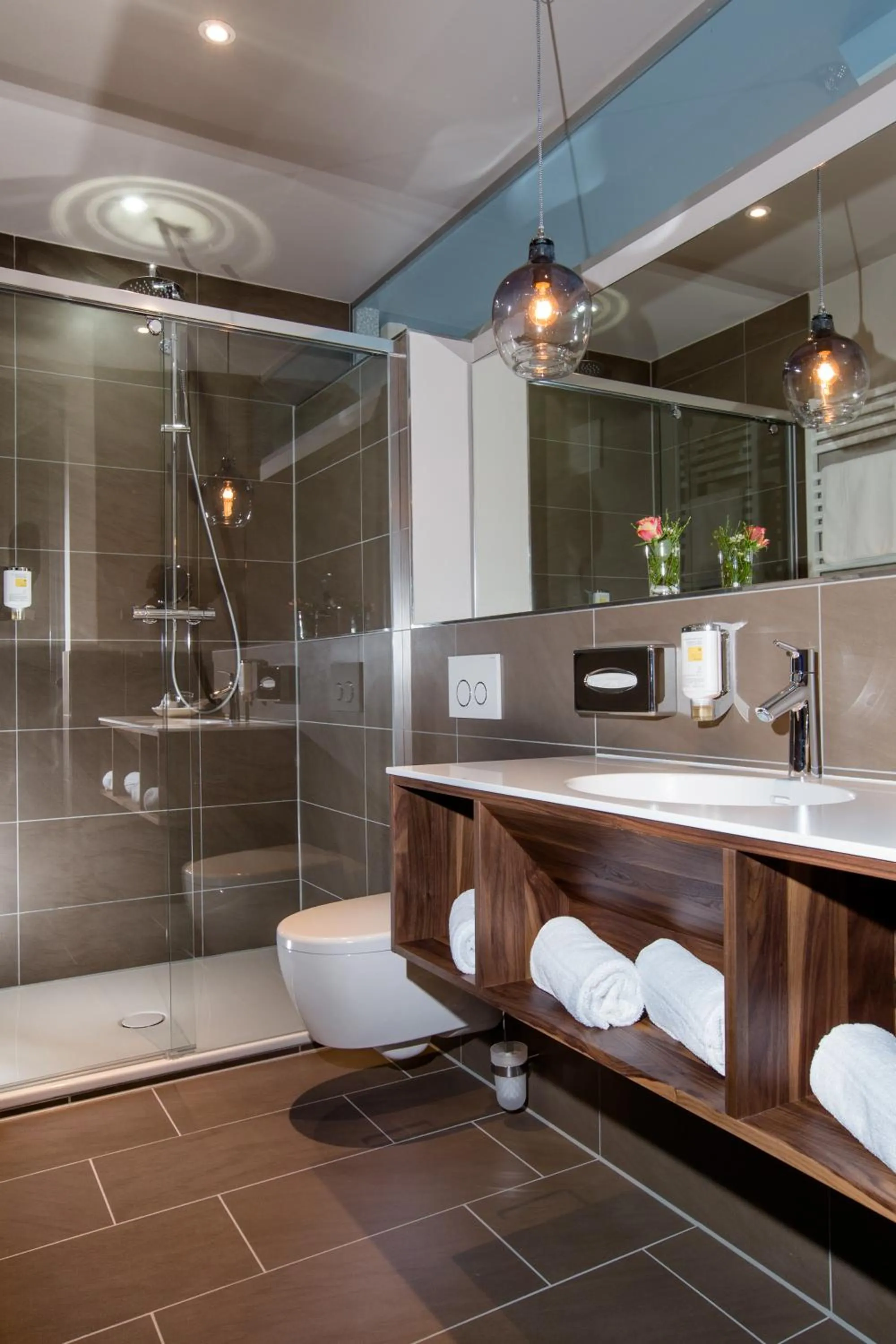 Shower in Seehotel Niedernberg - Das Dorf am See