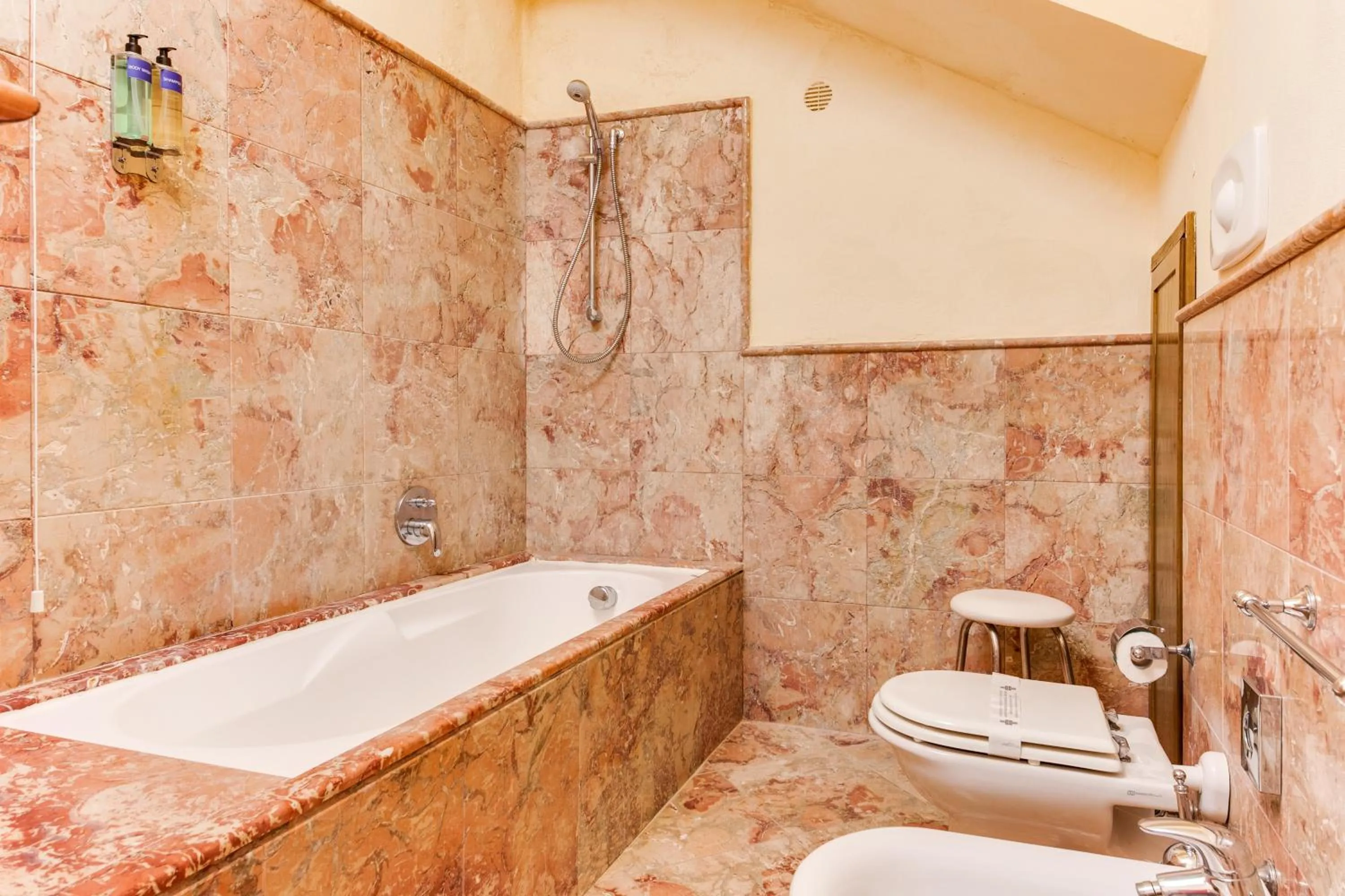 Bathroom in Phi Hotel La Tonnara di Bonagia