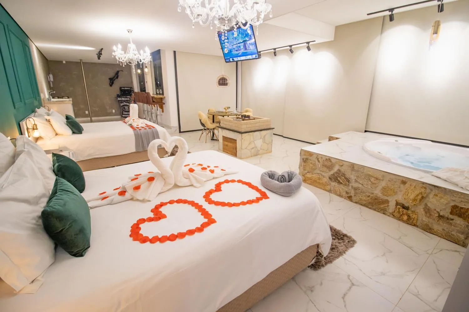 Photo of the whole room, Bed in Resort Magnifico