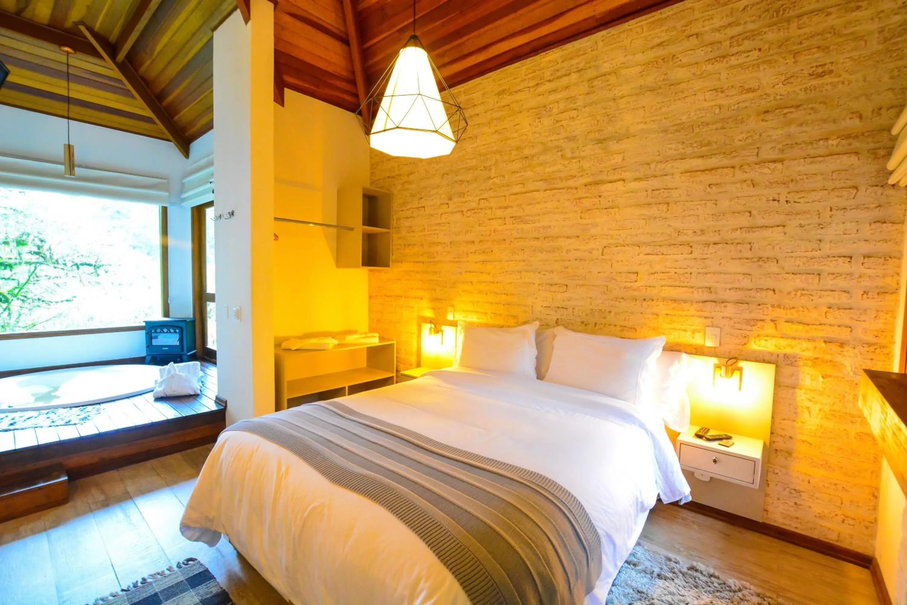 Bedroom, Bed in Resort Magnifico