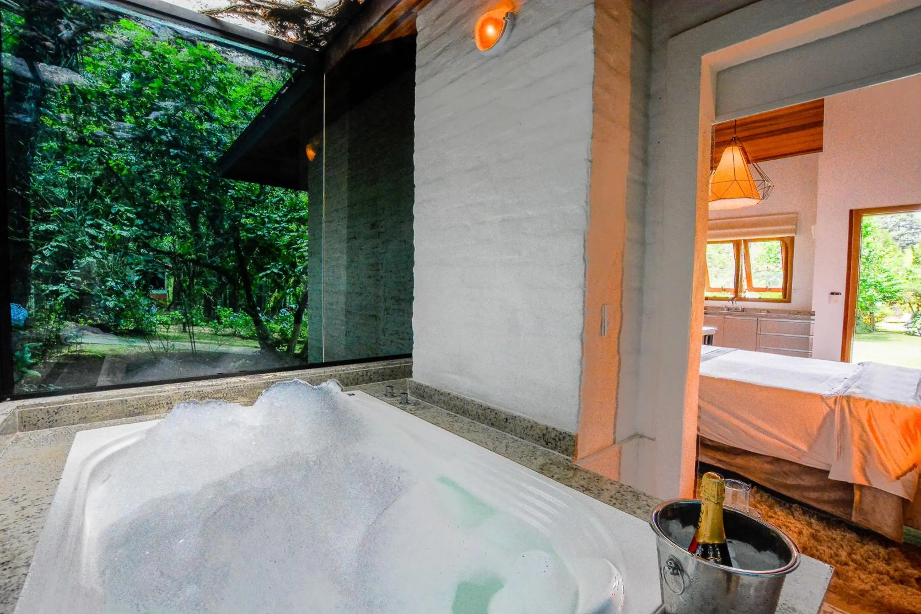 Hot Tub in Resort Magnifico