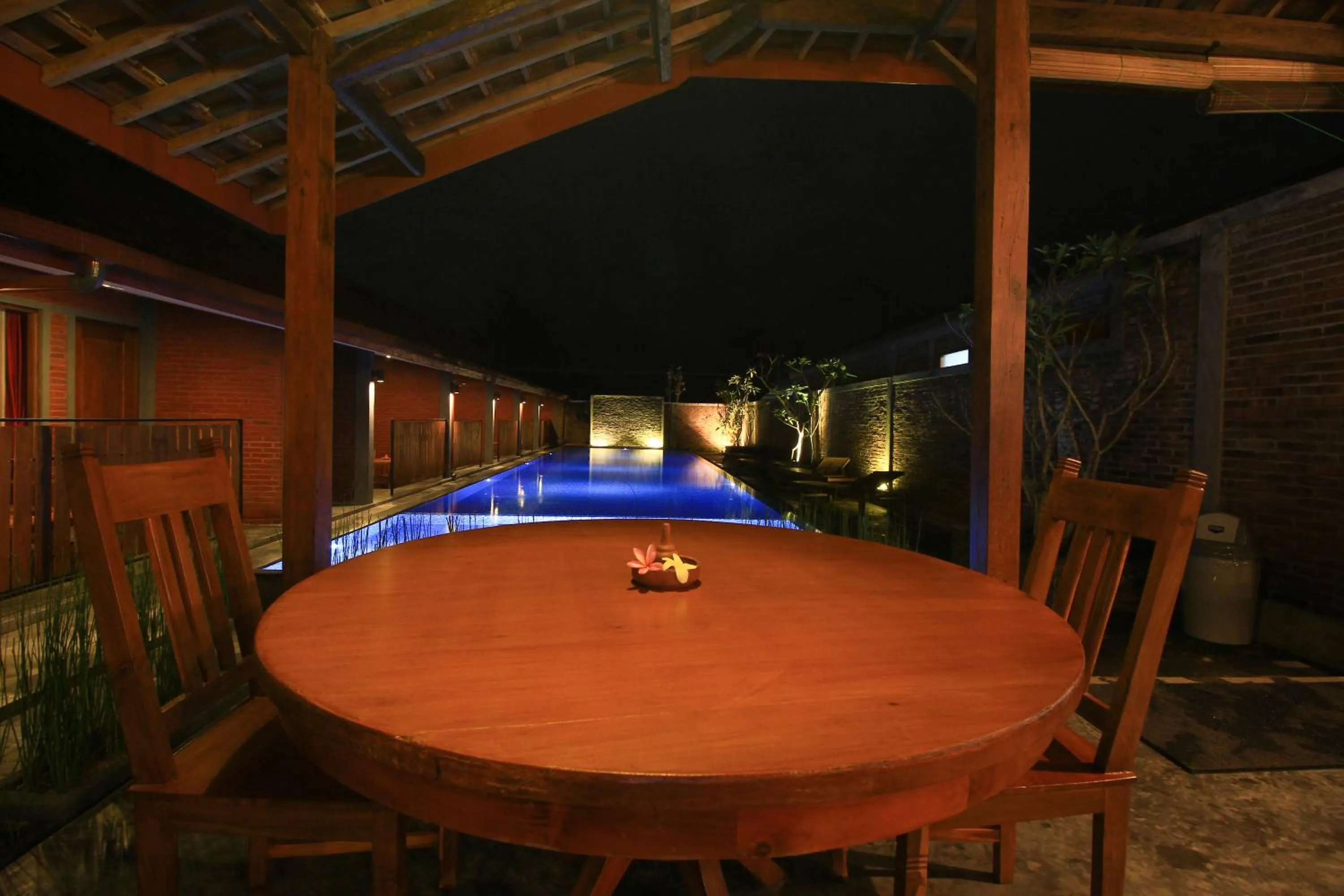 Restaurant/places to eat in Wahid Borobudur