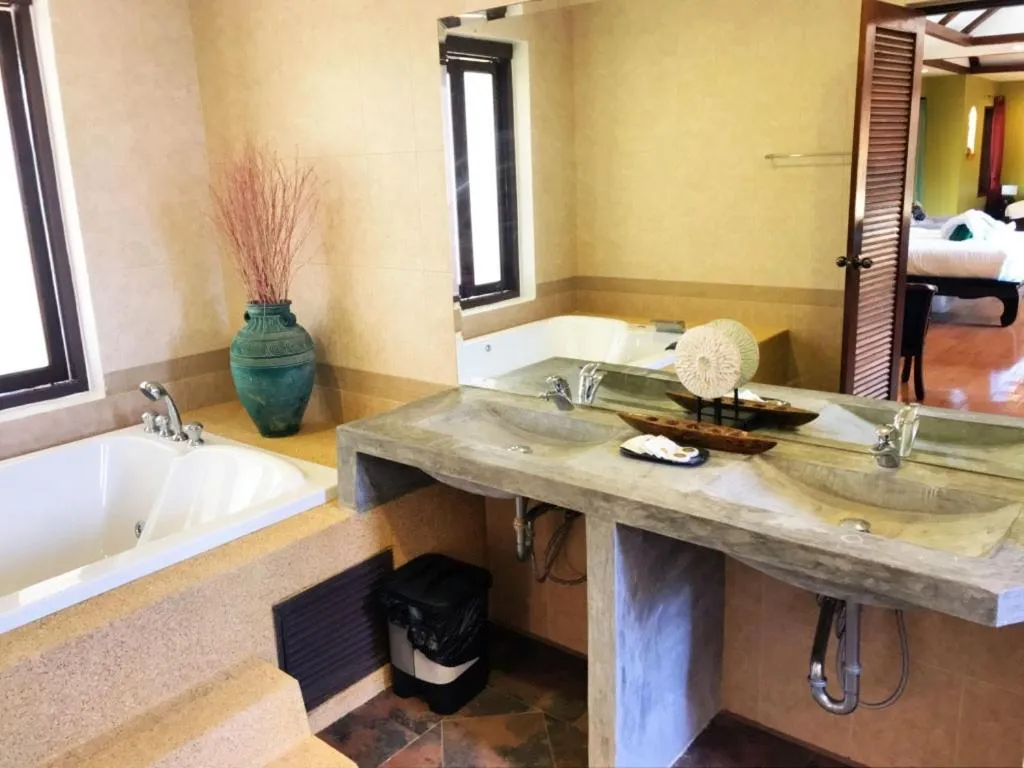 Bathroom in Villa Chaya