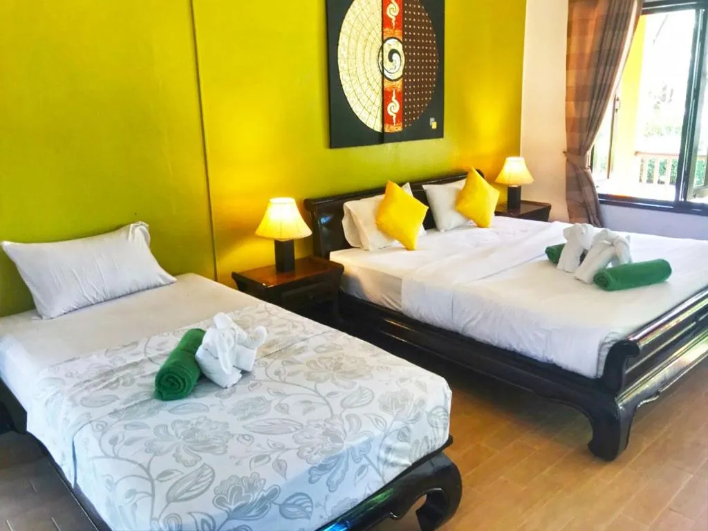 Photo of the whole room, Bed in Villa Chaya