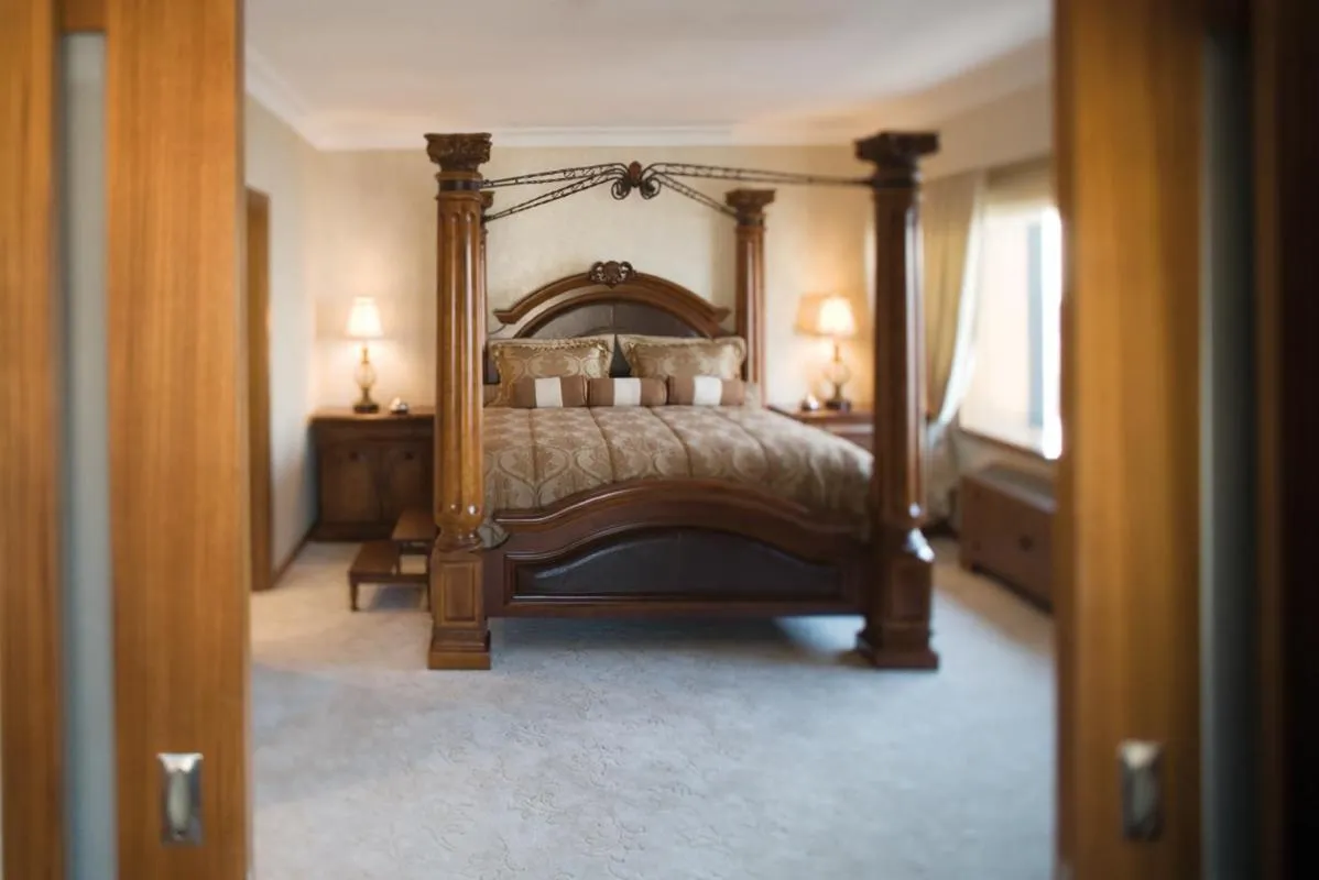 Bed in Mövenpick Hotel Izmir