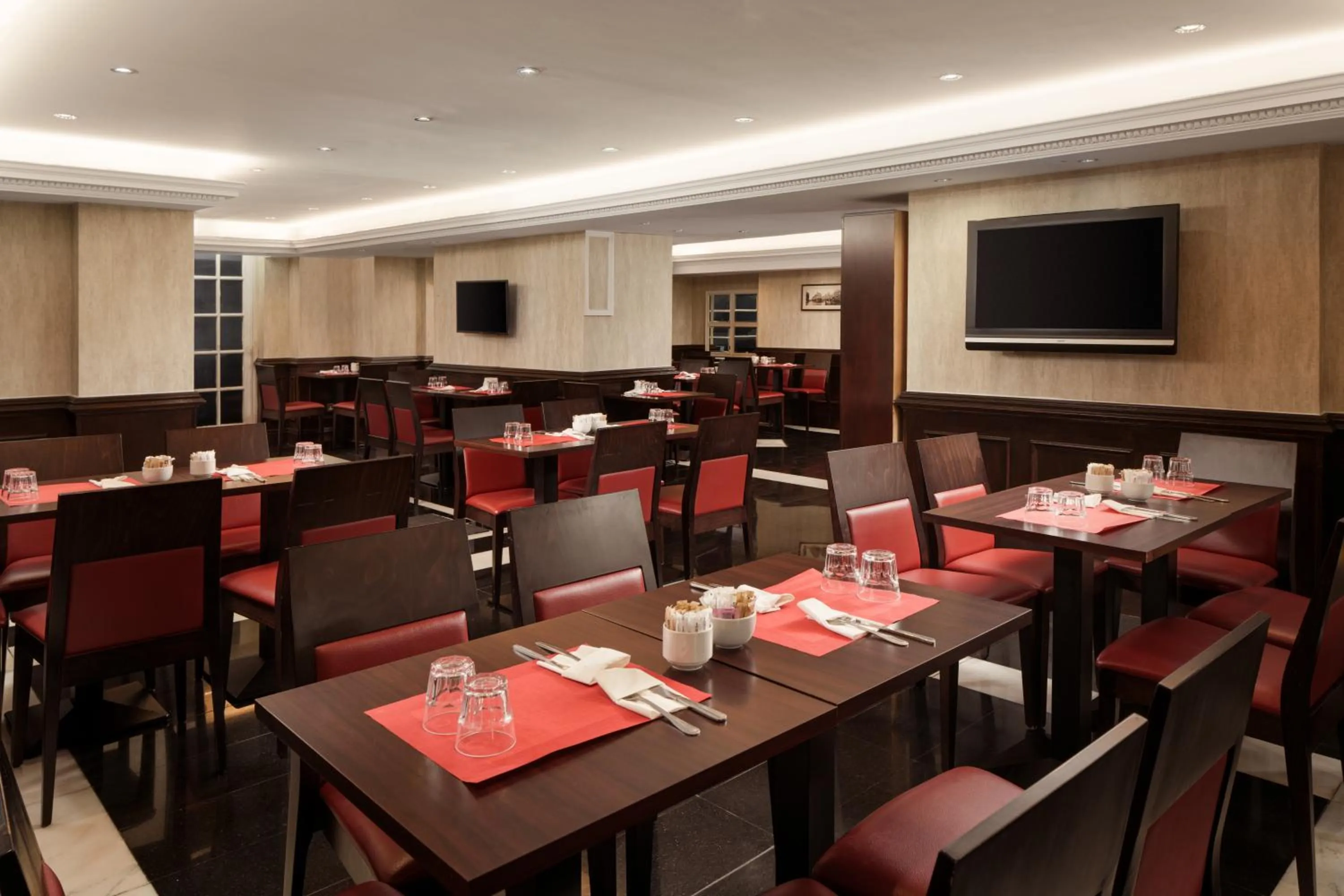 Breakfast in Royal Eagle Hotel