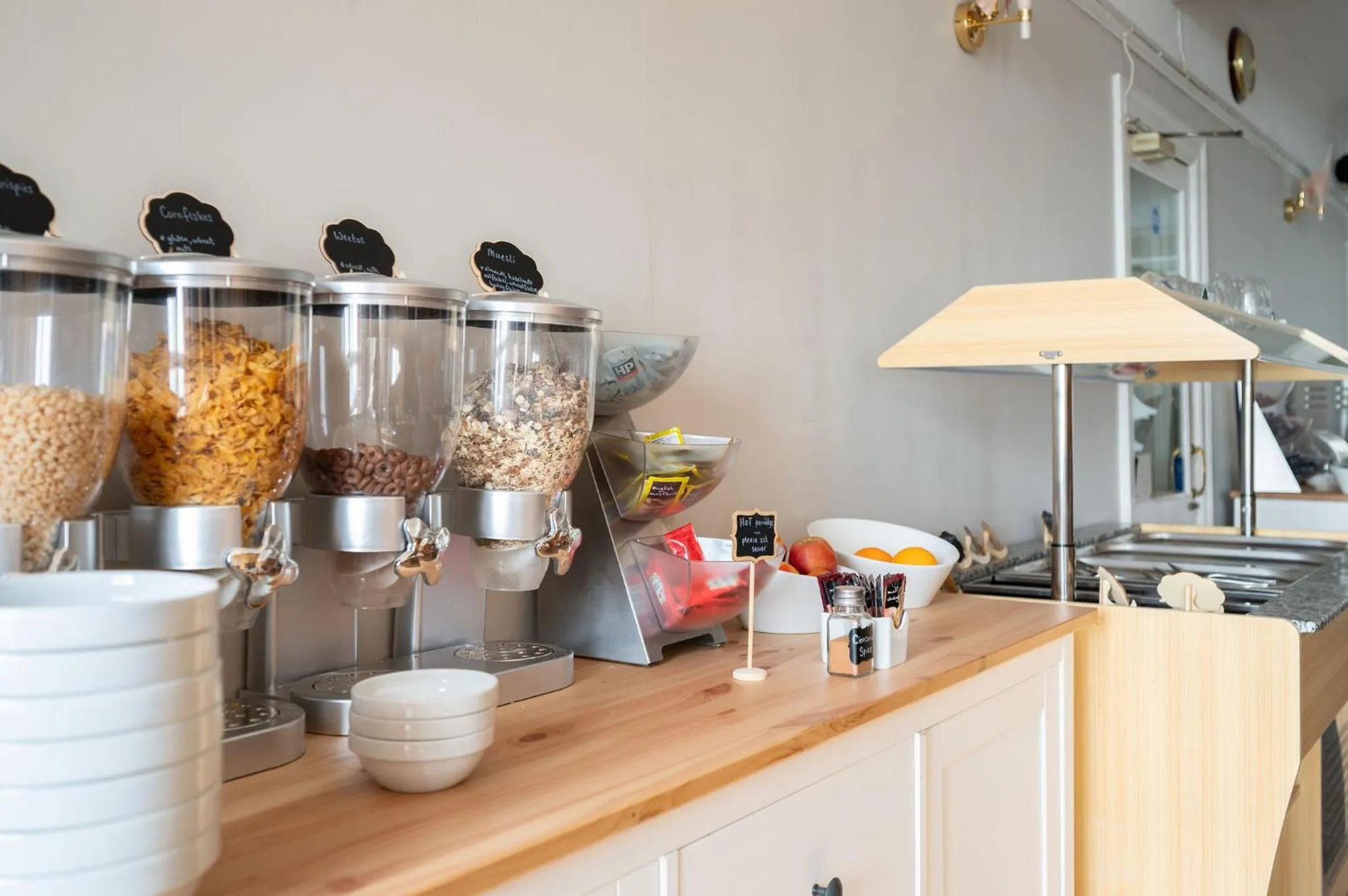 Food and drinks in The Lanes Hotel