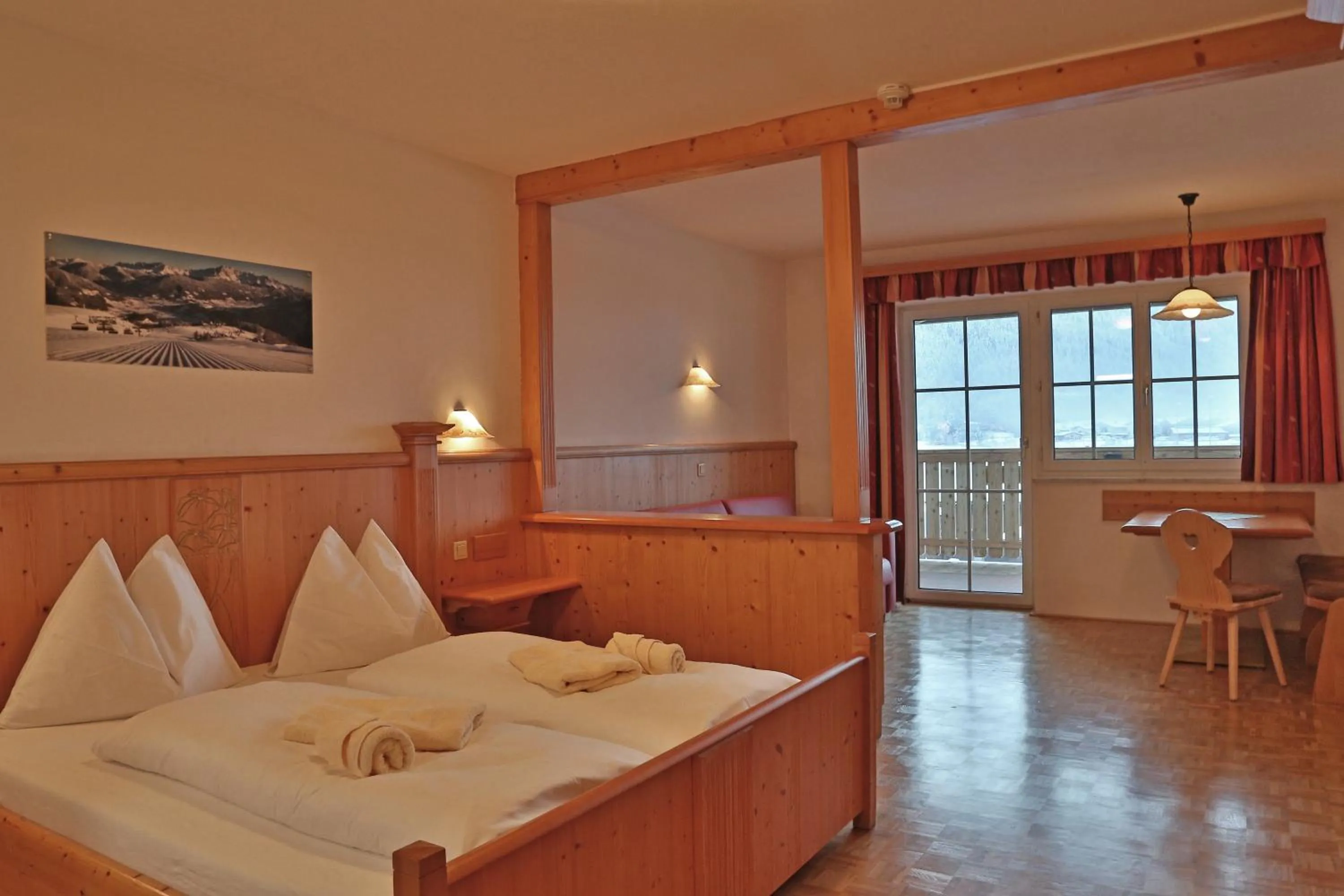 Photo of the whole room, Bed in Aparthotel Paradies - Schrempfgut