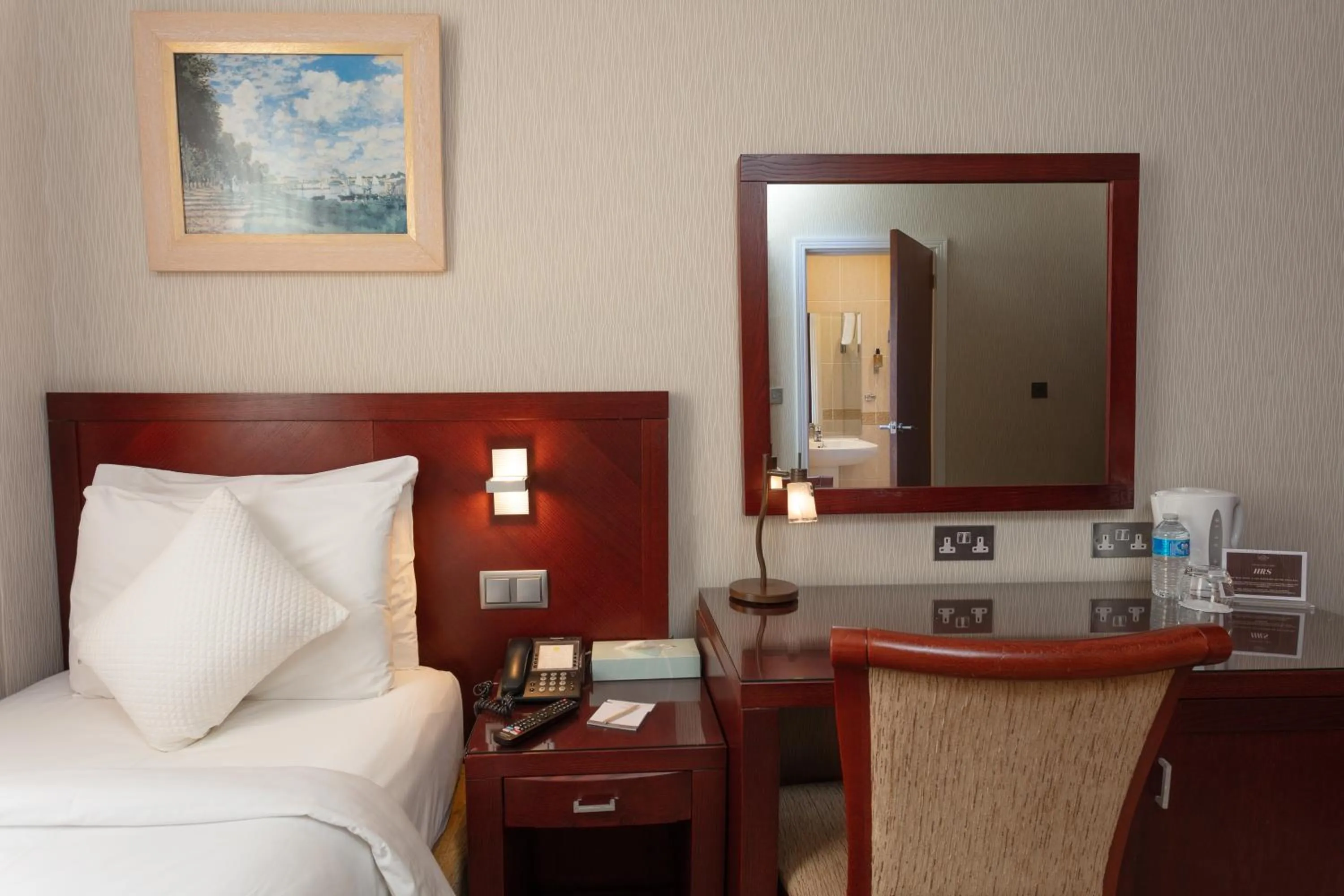 Bed in The Savoy Jersey