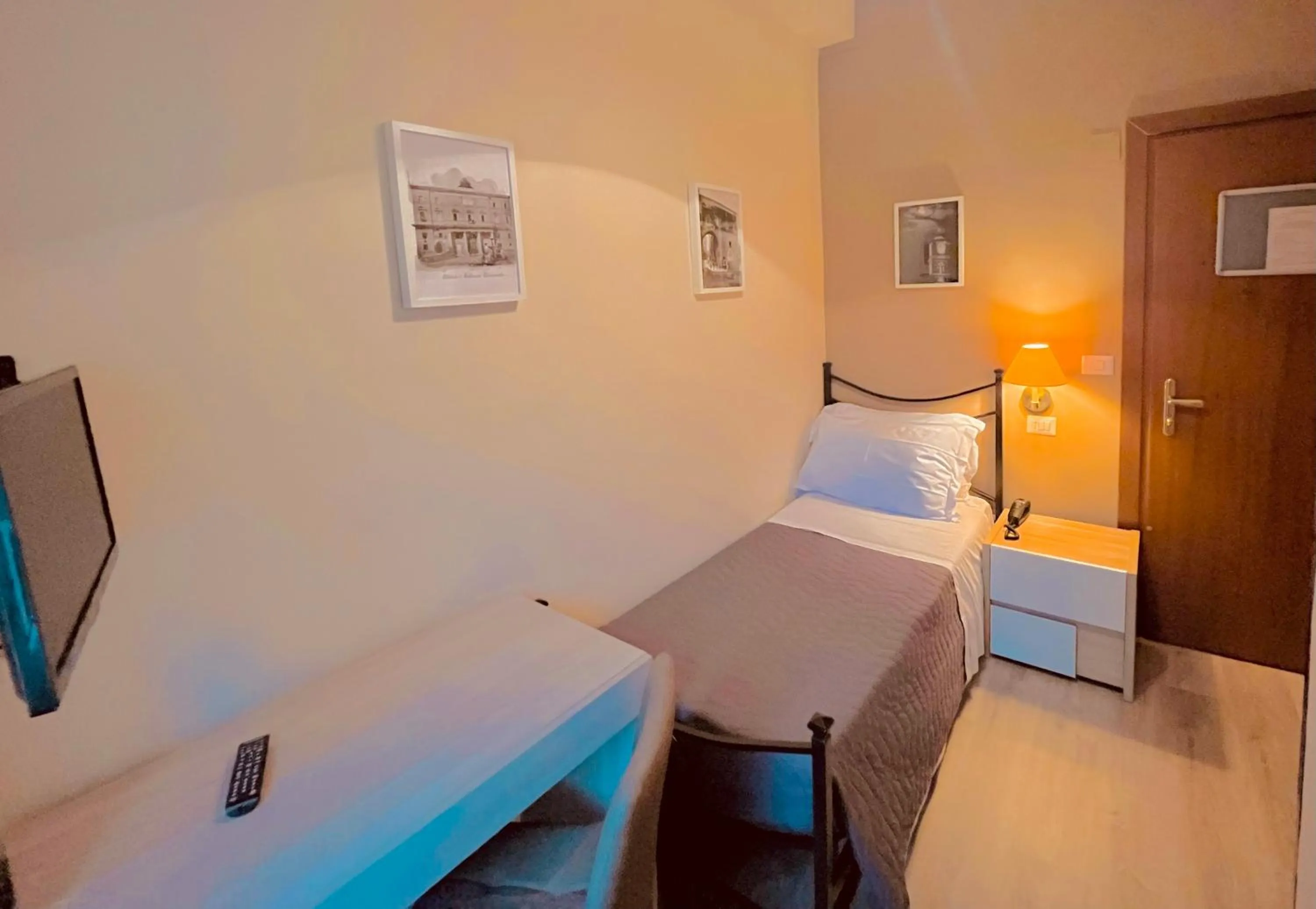 Photo of the whole room, Bed in Hotel Belsito Wellness & Spa