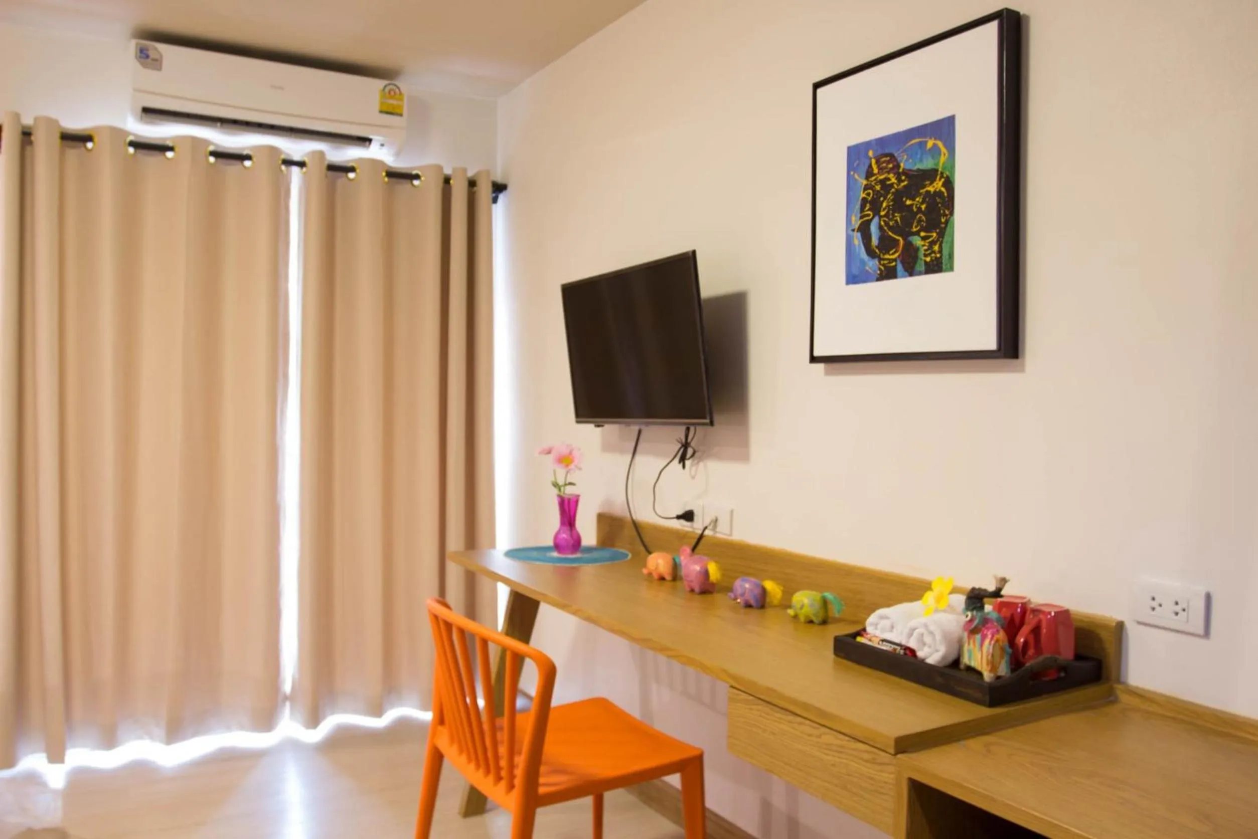 Seating area in Non Nid Non Noi Design Residence