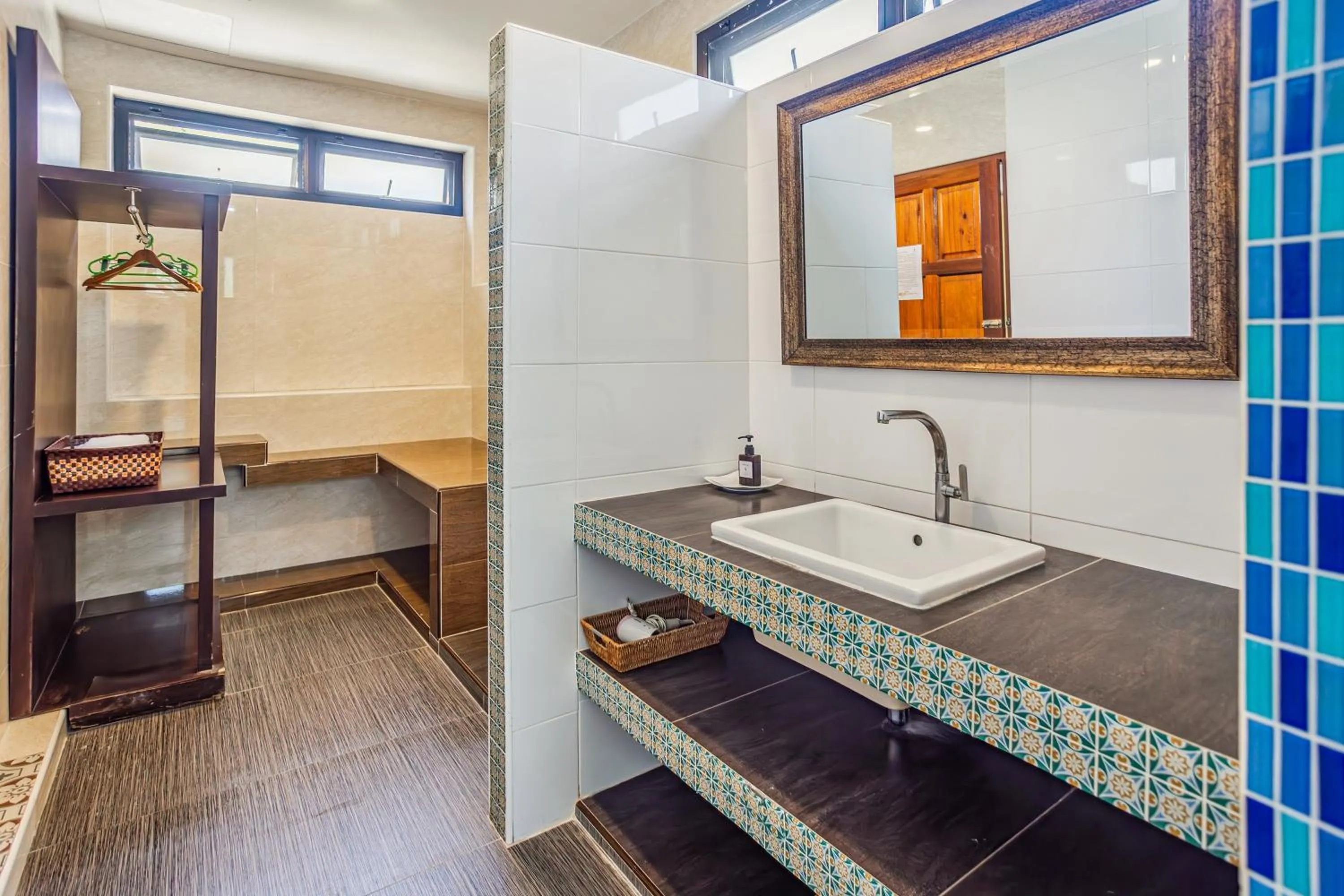 Deluxe Triple Room in Busaya Resort & Cuisine