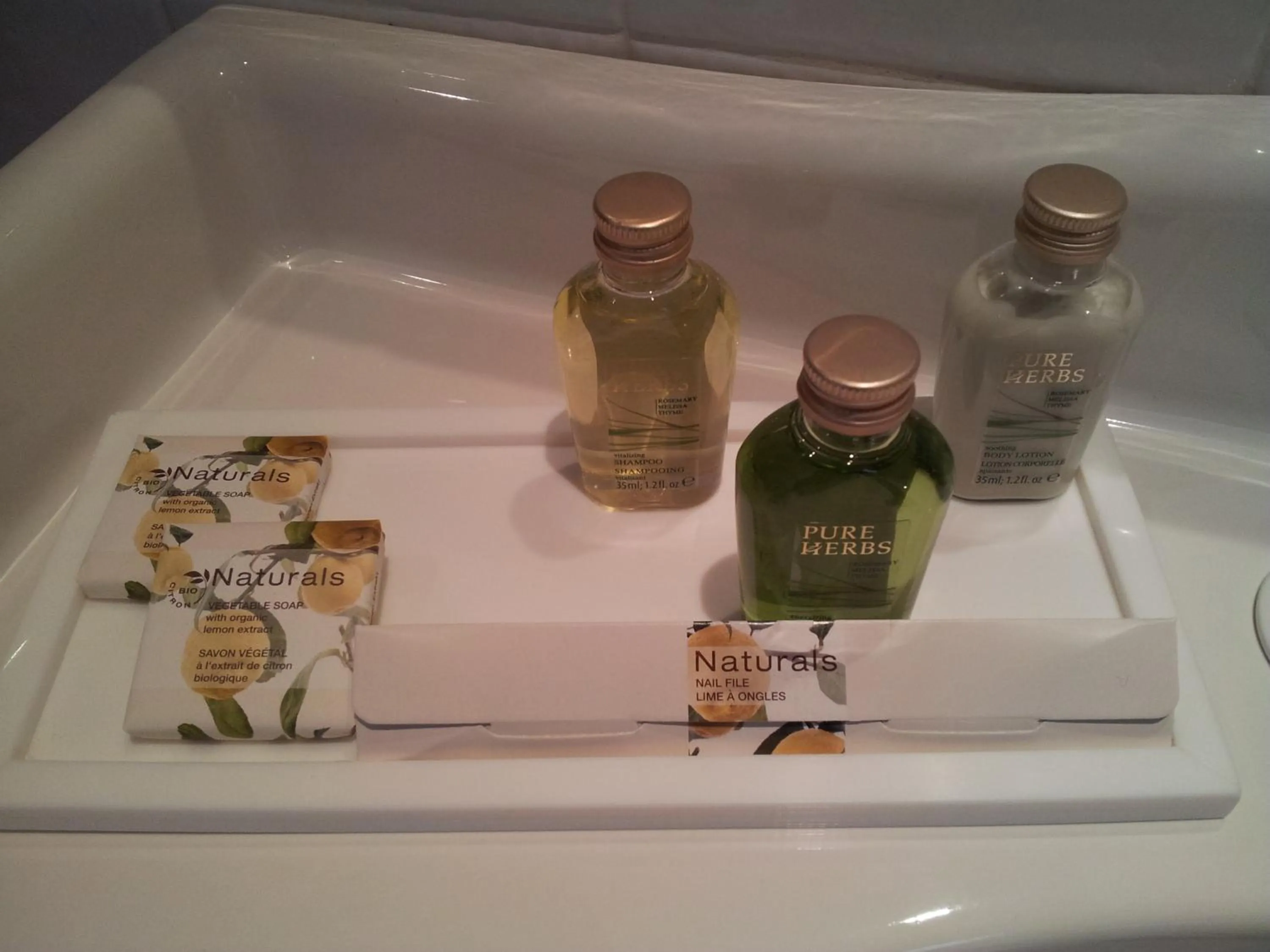 Decorative detail in Hotel du Poète