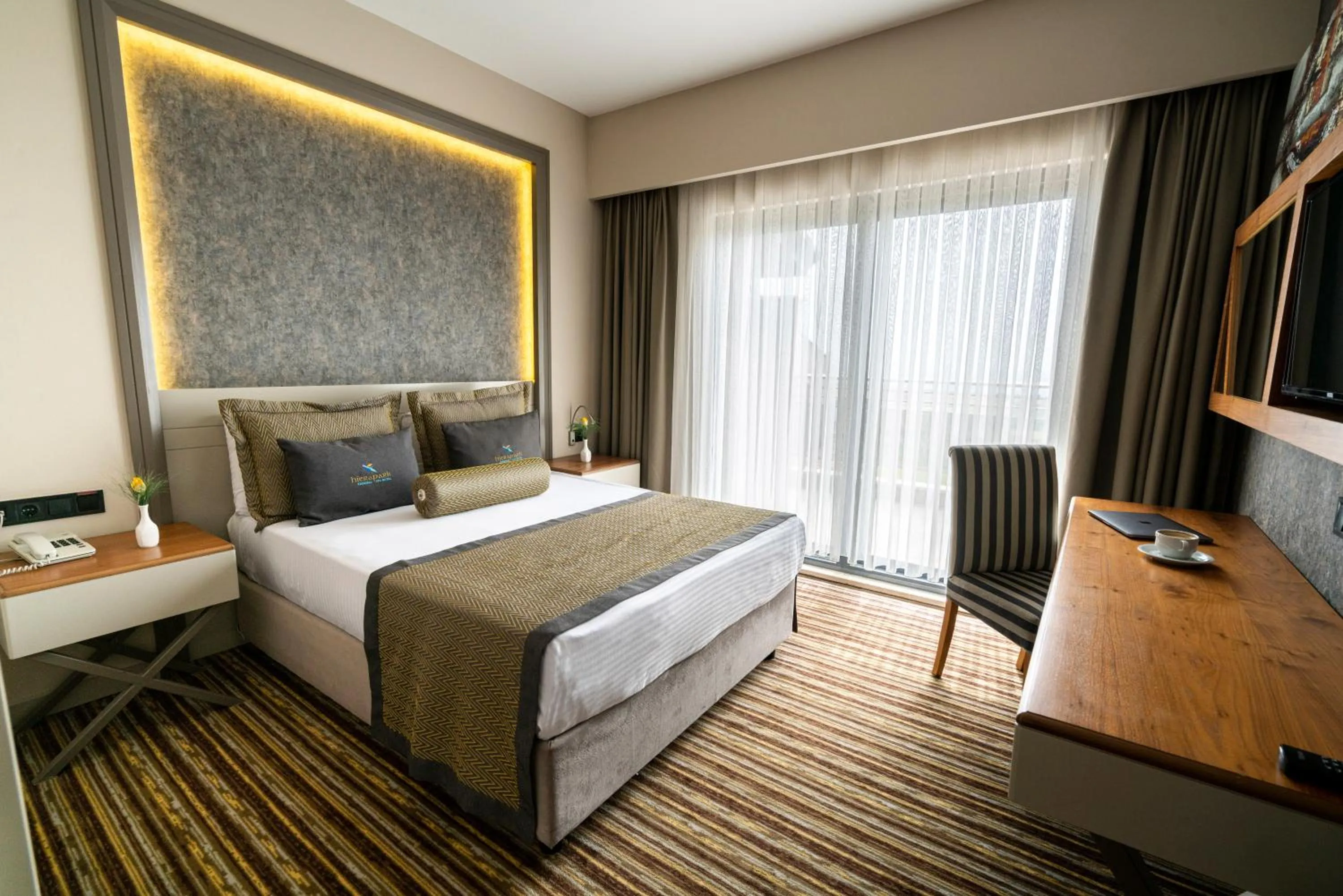 Bedroom, Bed in Hierapark Thermal & SPA Hotel