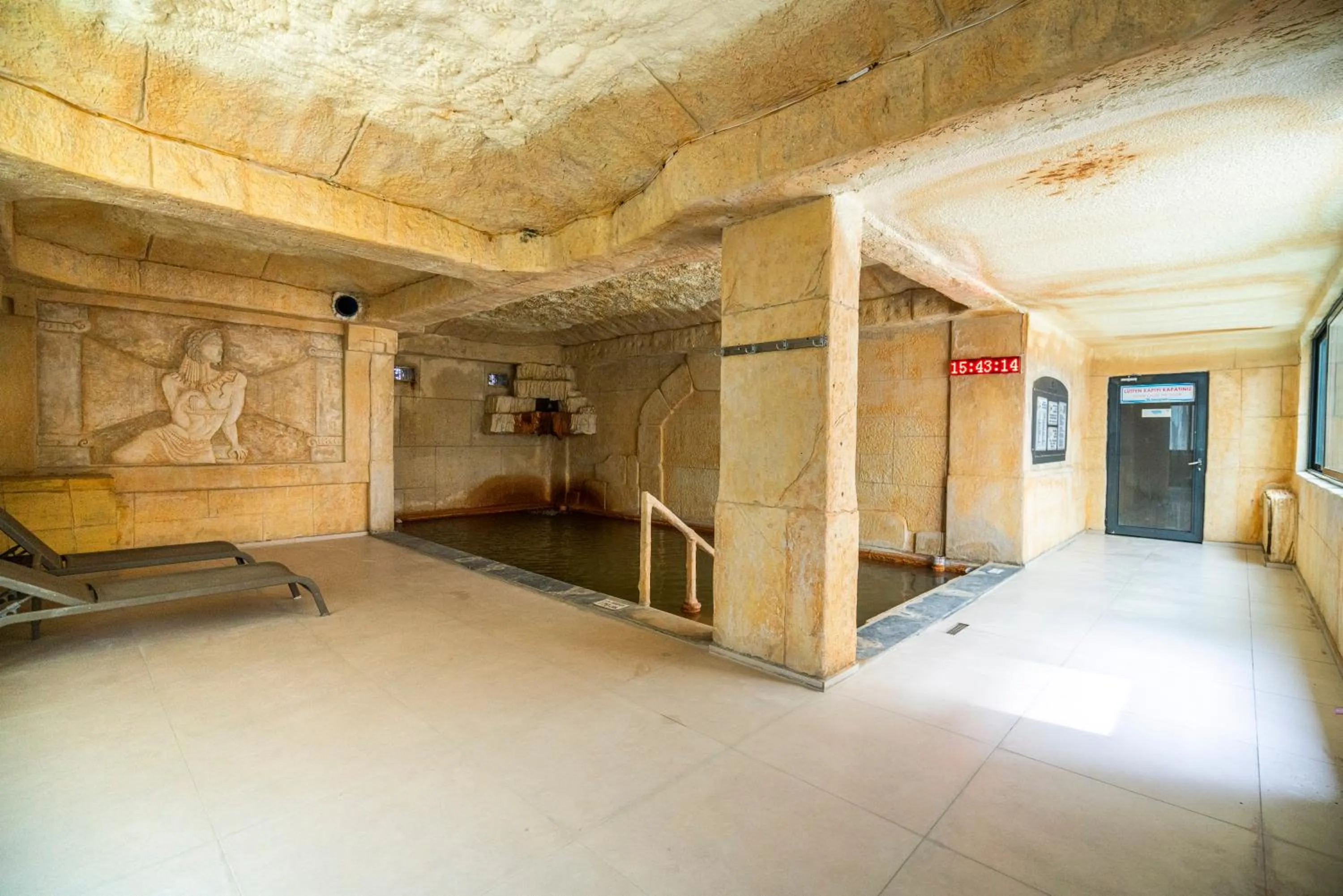 Swimming pool in Hierapark Thermal & SPA Hotel