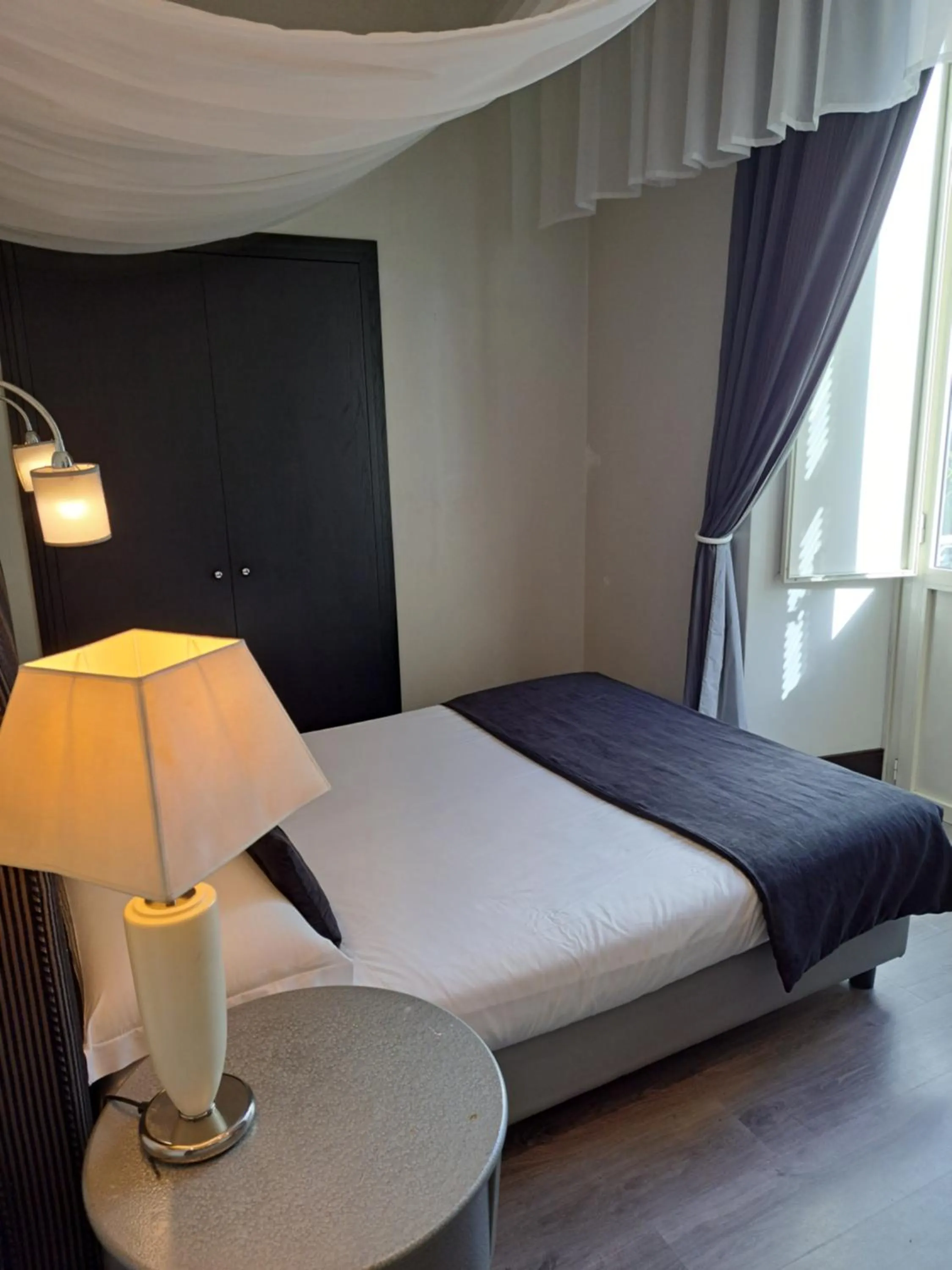 Bed in Hotel Giuggioli