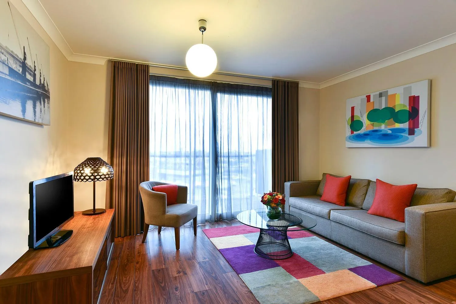 Living room in Fraser Place Canary Wharf