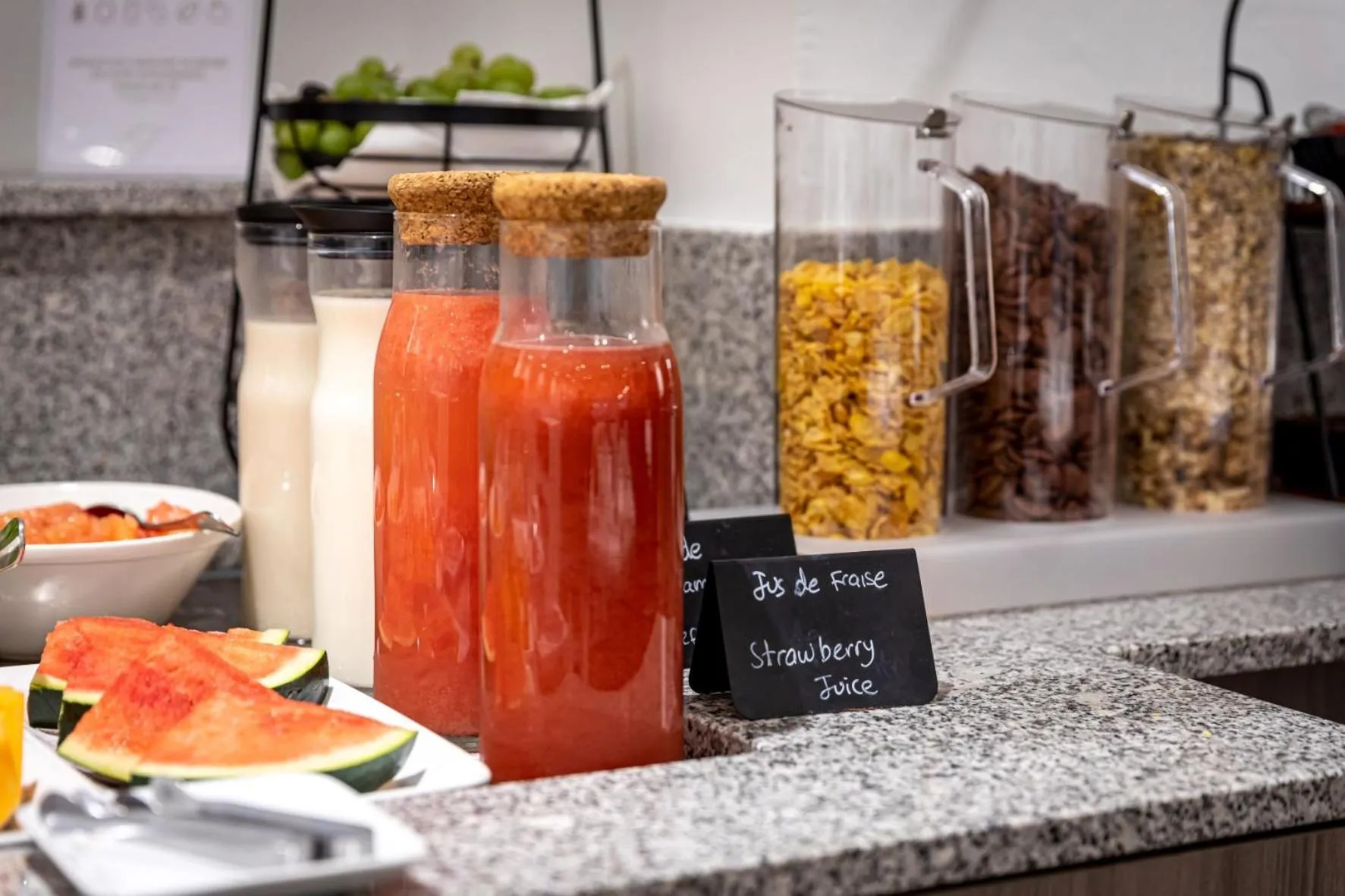 Food in Fraser Suites Paris La Défense