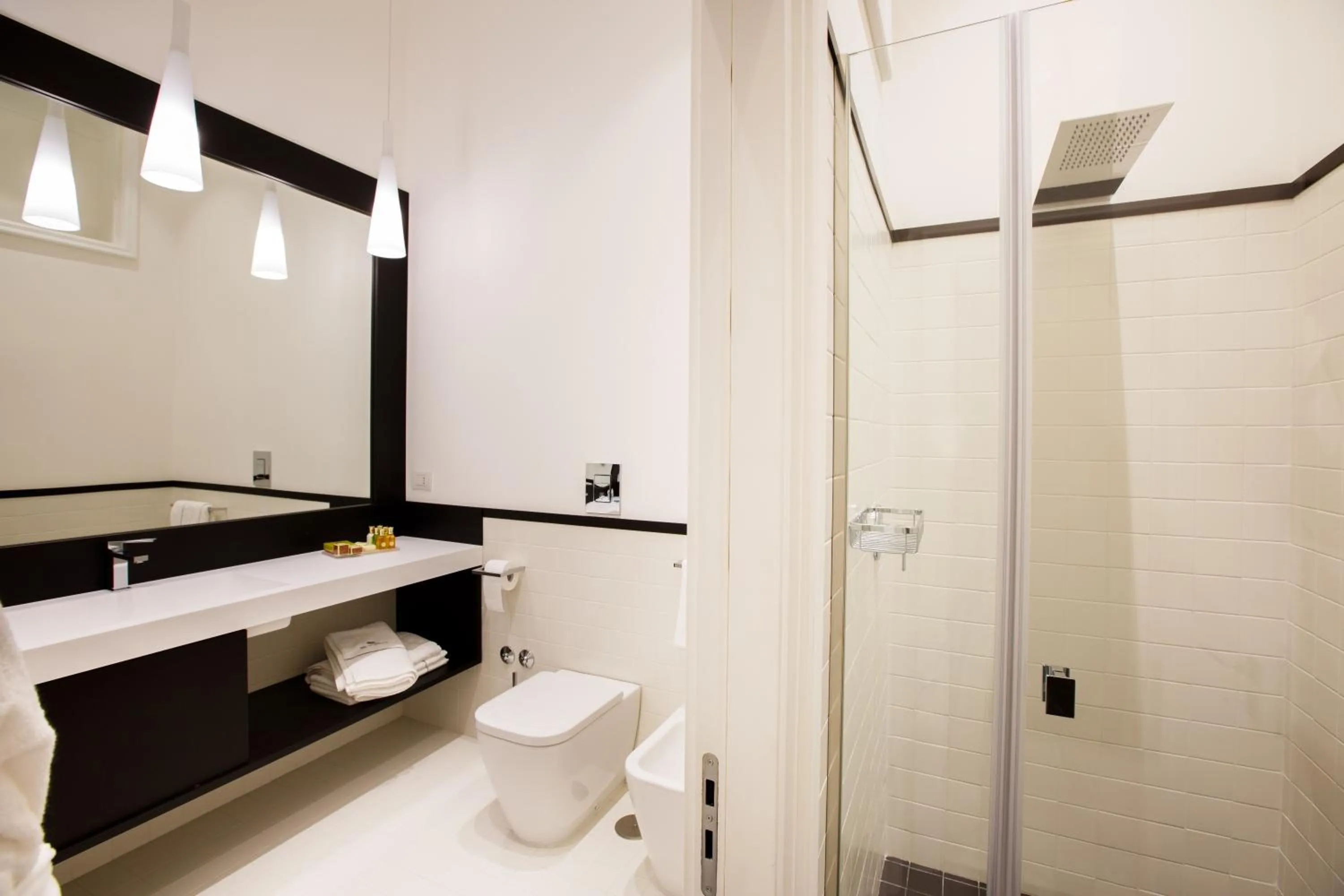 Bathroom in NAP Luxury Guest House Bovio