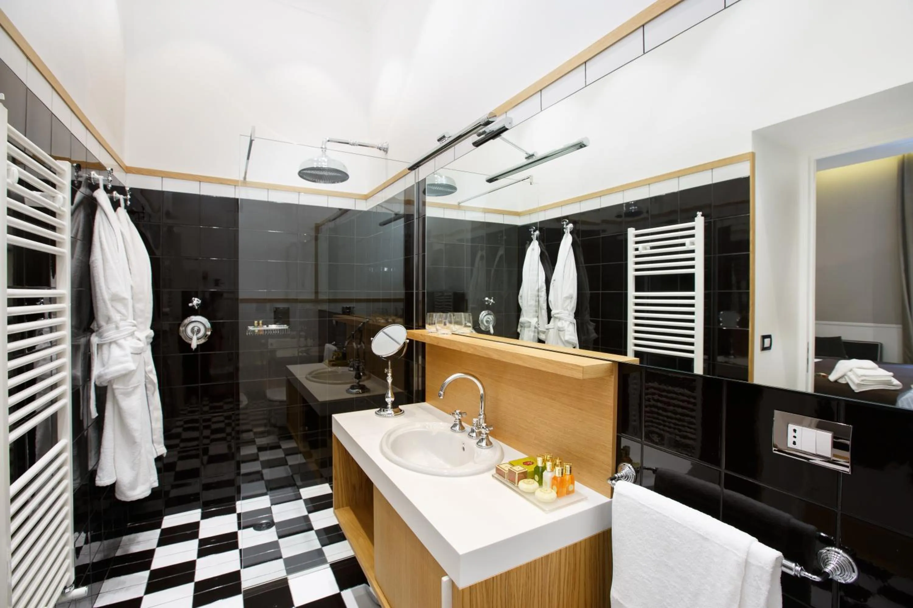 Bathroom in NAP Luxury Guest House Bovio
