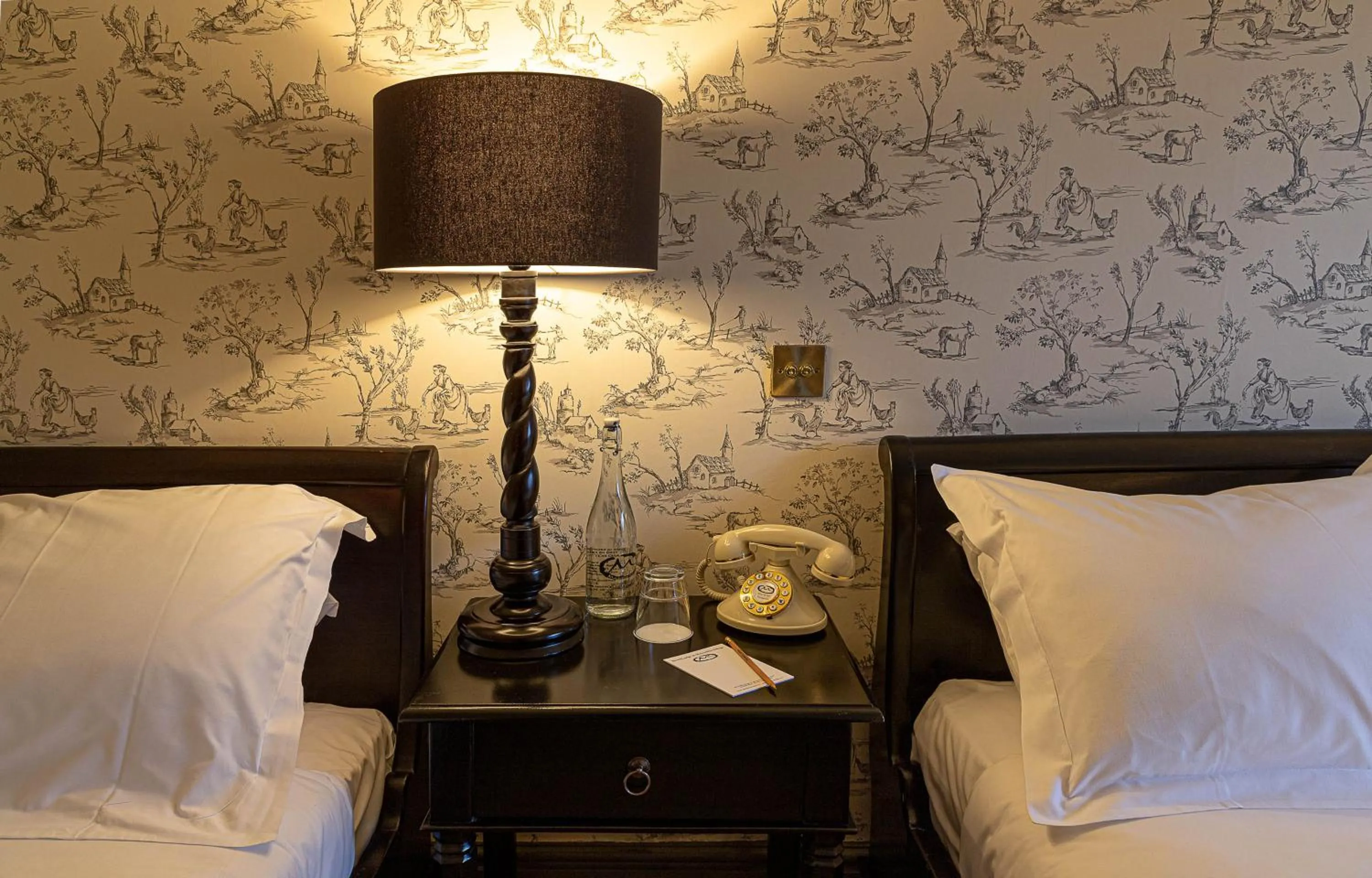 Bedroom, Bed in BrookLodge & Macreddin Village